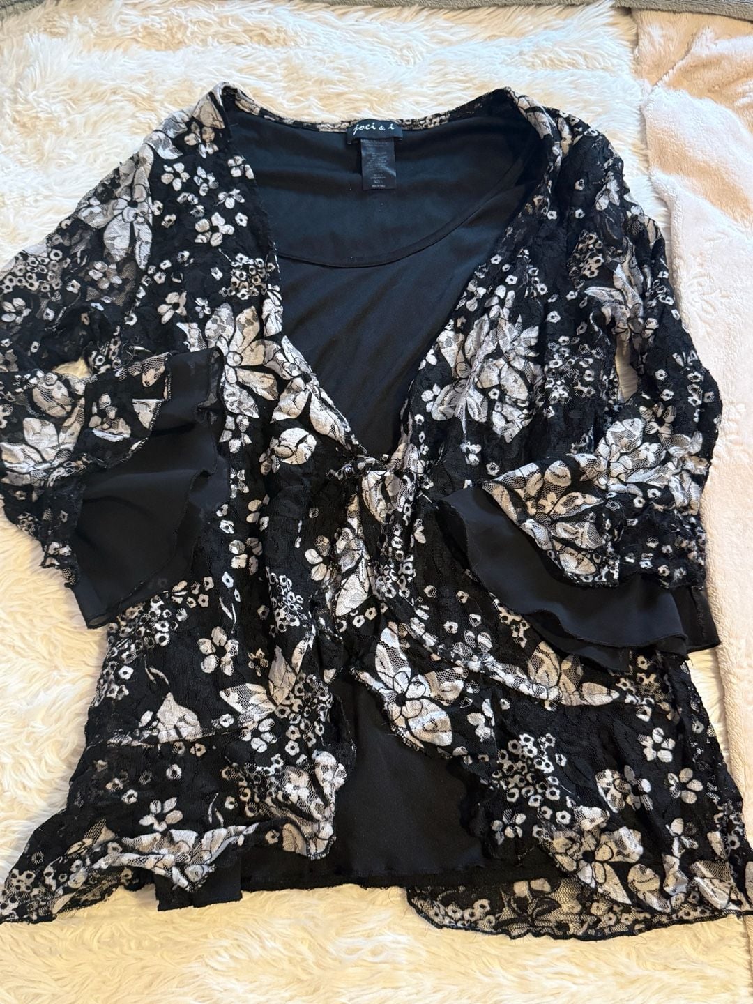 Jovi & I Floral Lace Cardigan Size 3X Black White Open Front 2