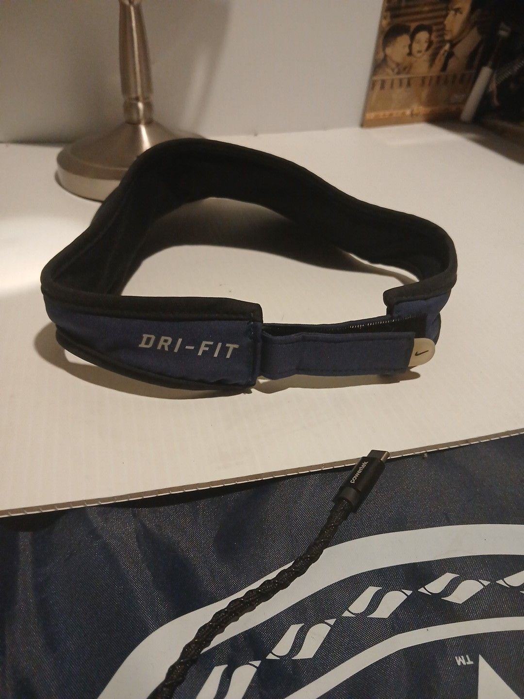 Nike Featherlight Dri-Fit Blue Sun Visor 4