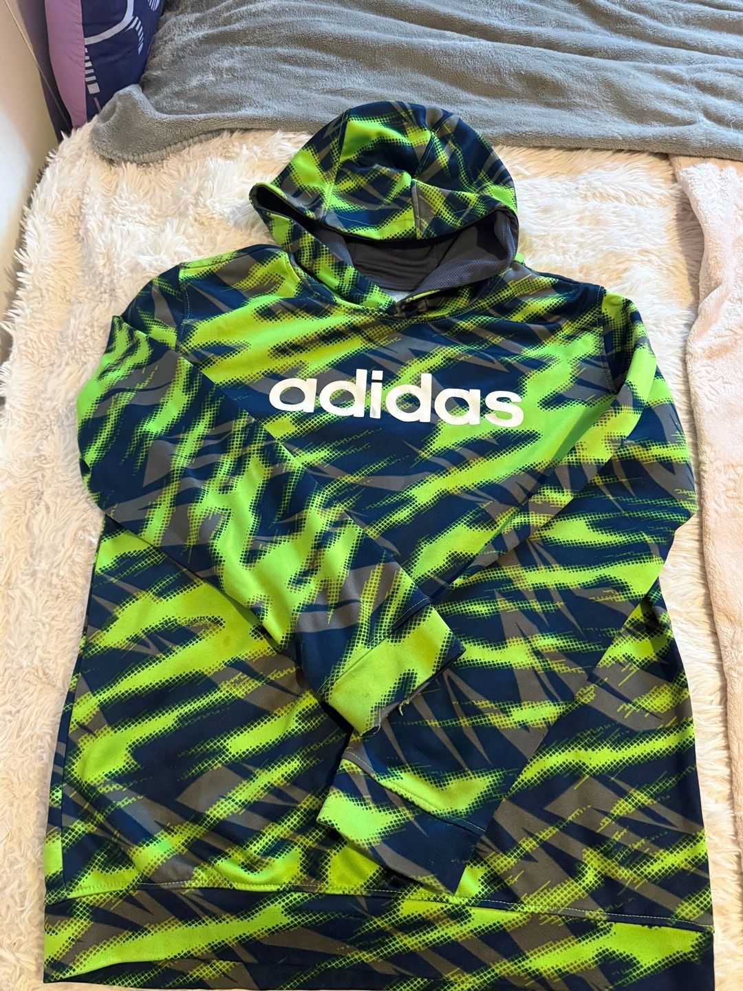 Adidas Green Blue Graphic Print Logo Hoodie Sz youth xL 2