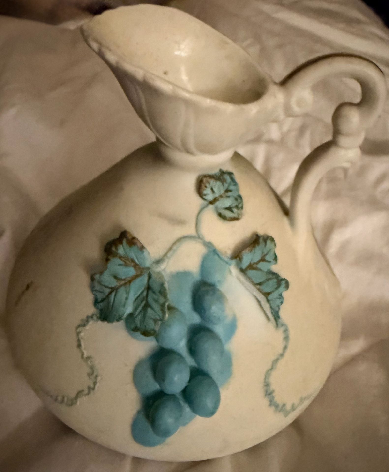 Lefton China 2188 Hand Painted Grape Pitcher 2