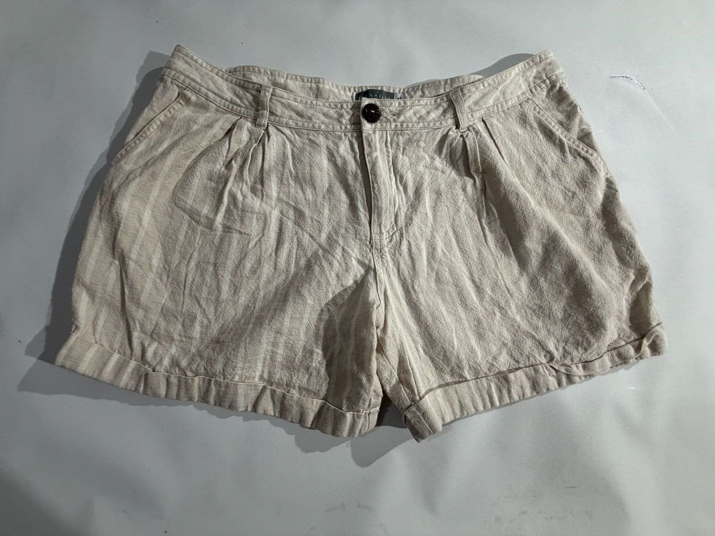 Fragil Beige Striped High Waisted Linen Blend Shorts Size 11 2
