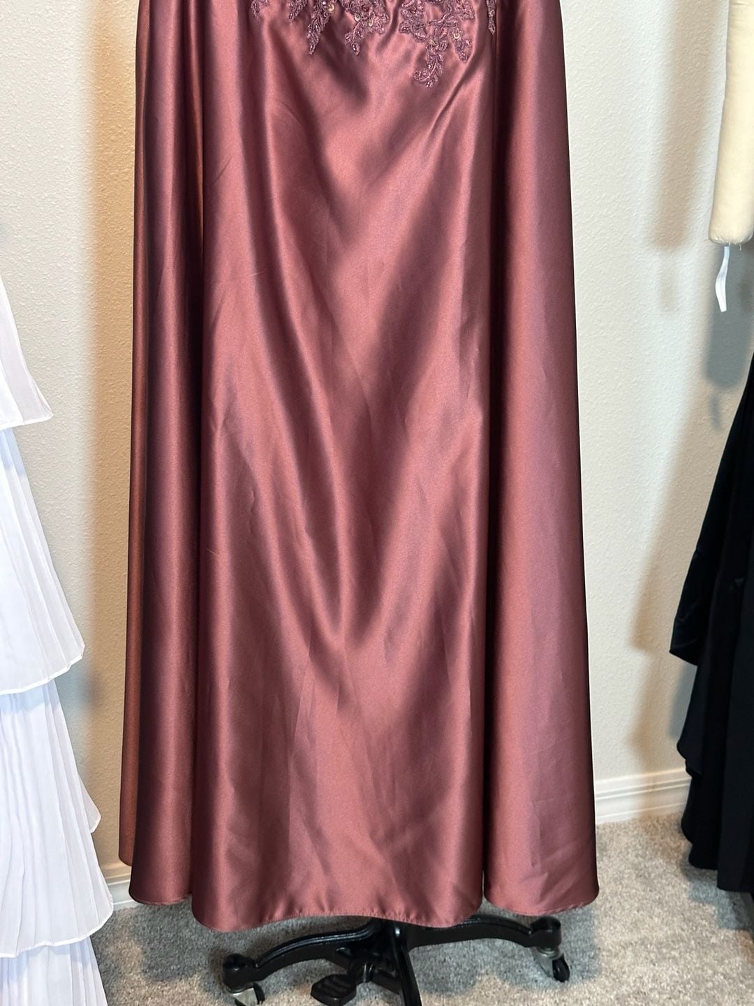 Dusty Rose Mauve Satin Beaded Plus Size Formal Evening Gown Size 16w 5
