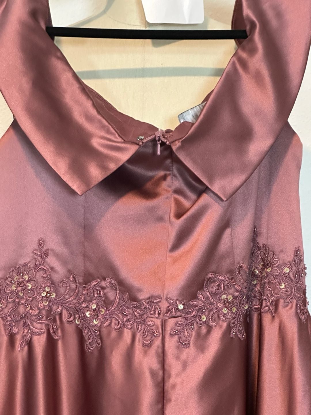 Dusty Rose Mauve Satin Beaded Plus Size Formal Evening Gown Size 16w 8