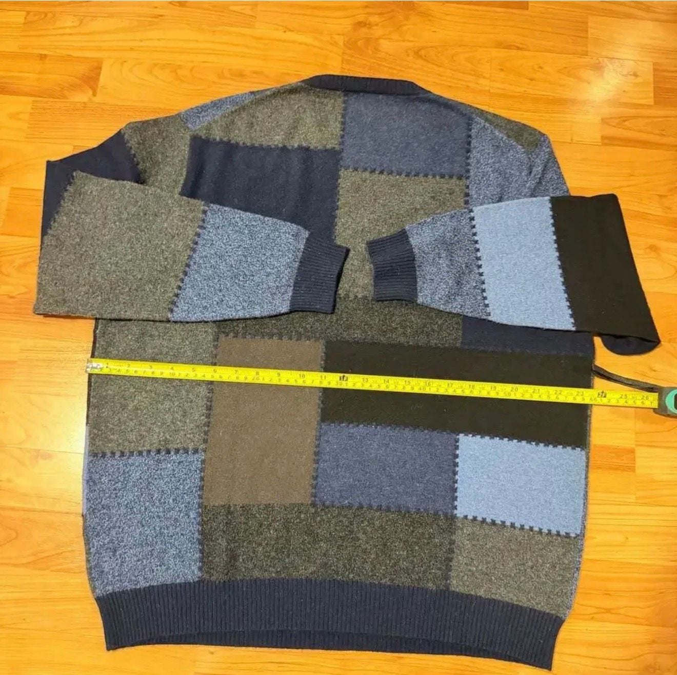 Inis Meáin Geansaí luxury 100% cashmere crewneck sweater 4