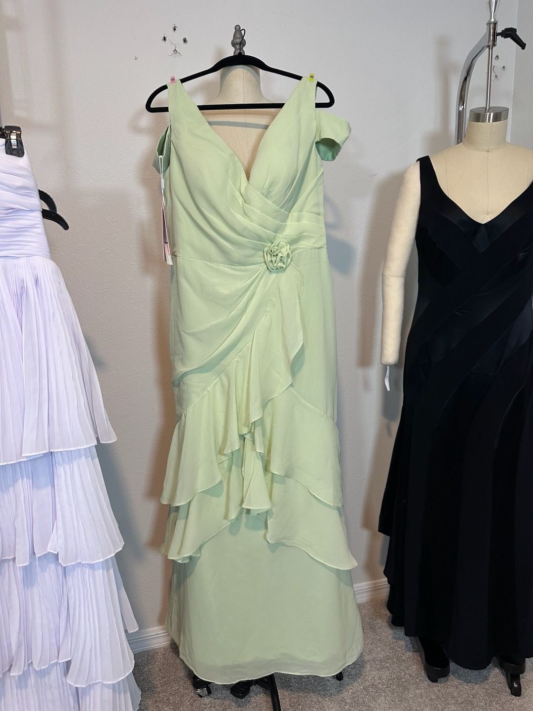 Sage Green Chiffon Ruffle Cold Shoulder Plus Size Formal Evening Gown Size 14 3