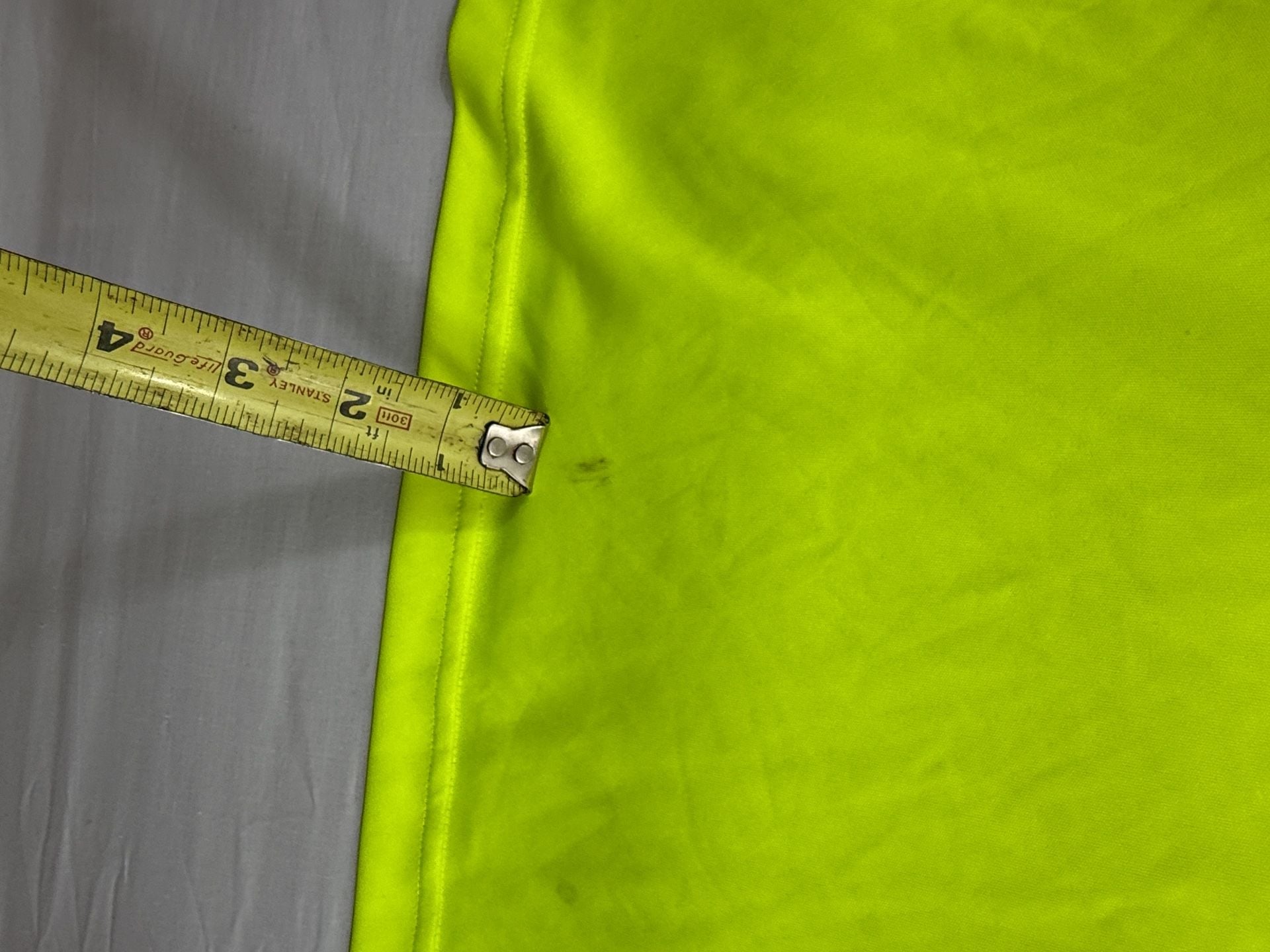 Genuine Dickies Hi-Vis ANSI 2 Safety T-Shirt Size L Neon Yellow Pocket 10
