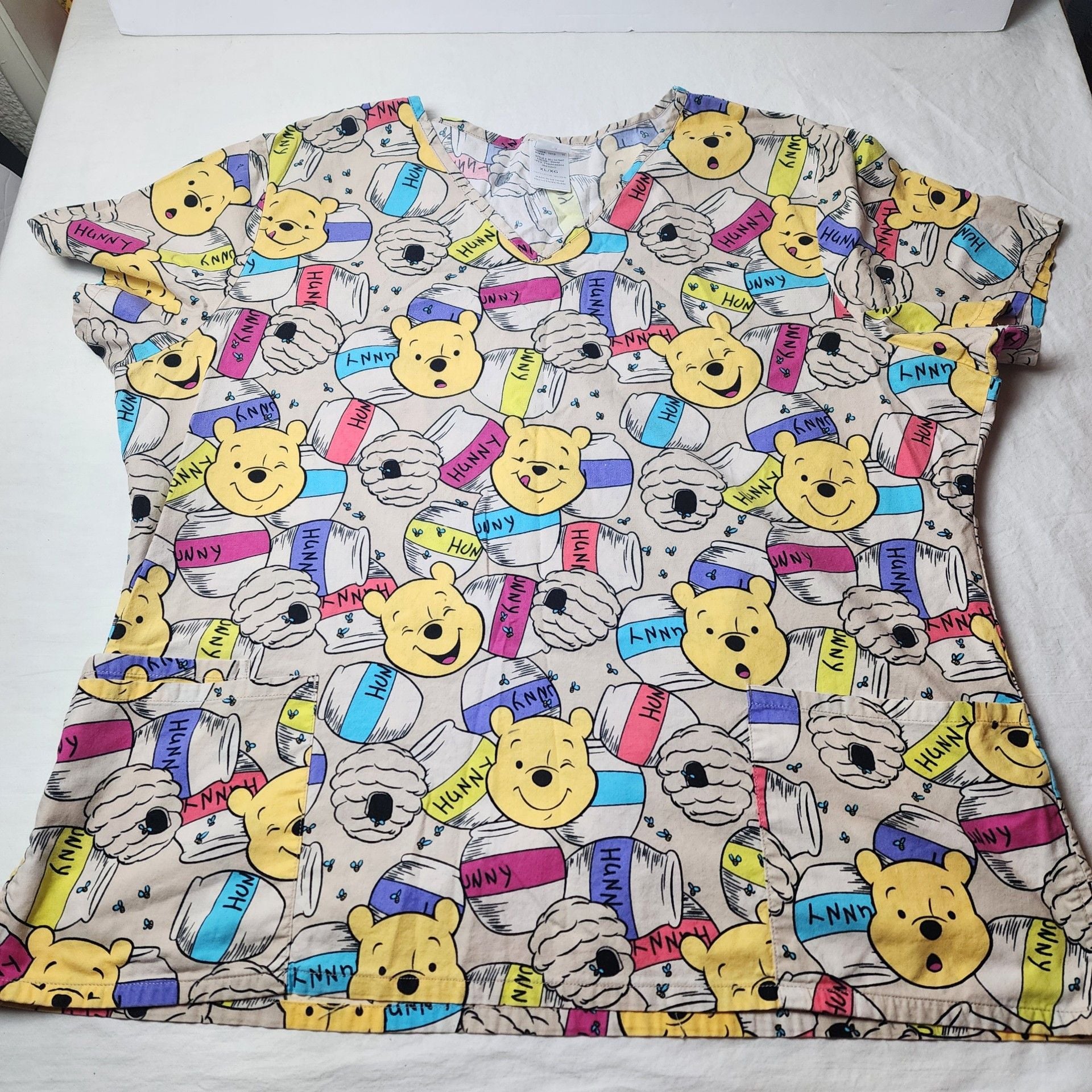 Disney Winnie The Pooh Scrub Top Size XL/XG Multicolor V-Neck 1