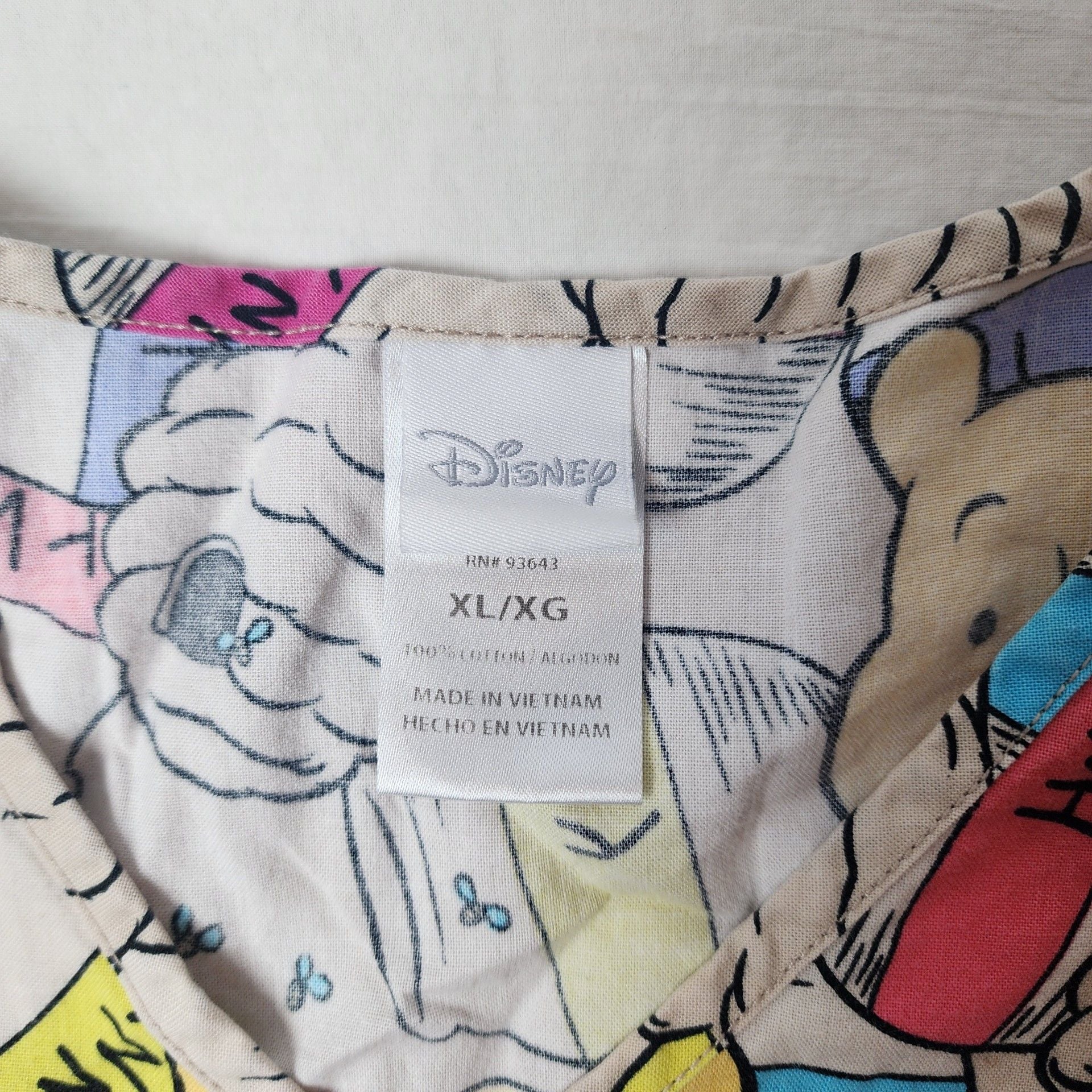 Disney Winnie The Pooh Scrub Top Size XL/XG Multicolor V-Neck 3