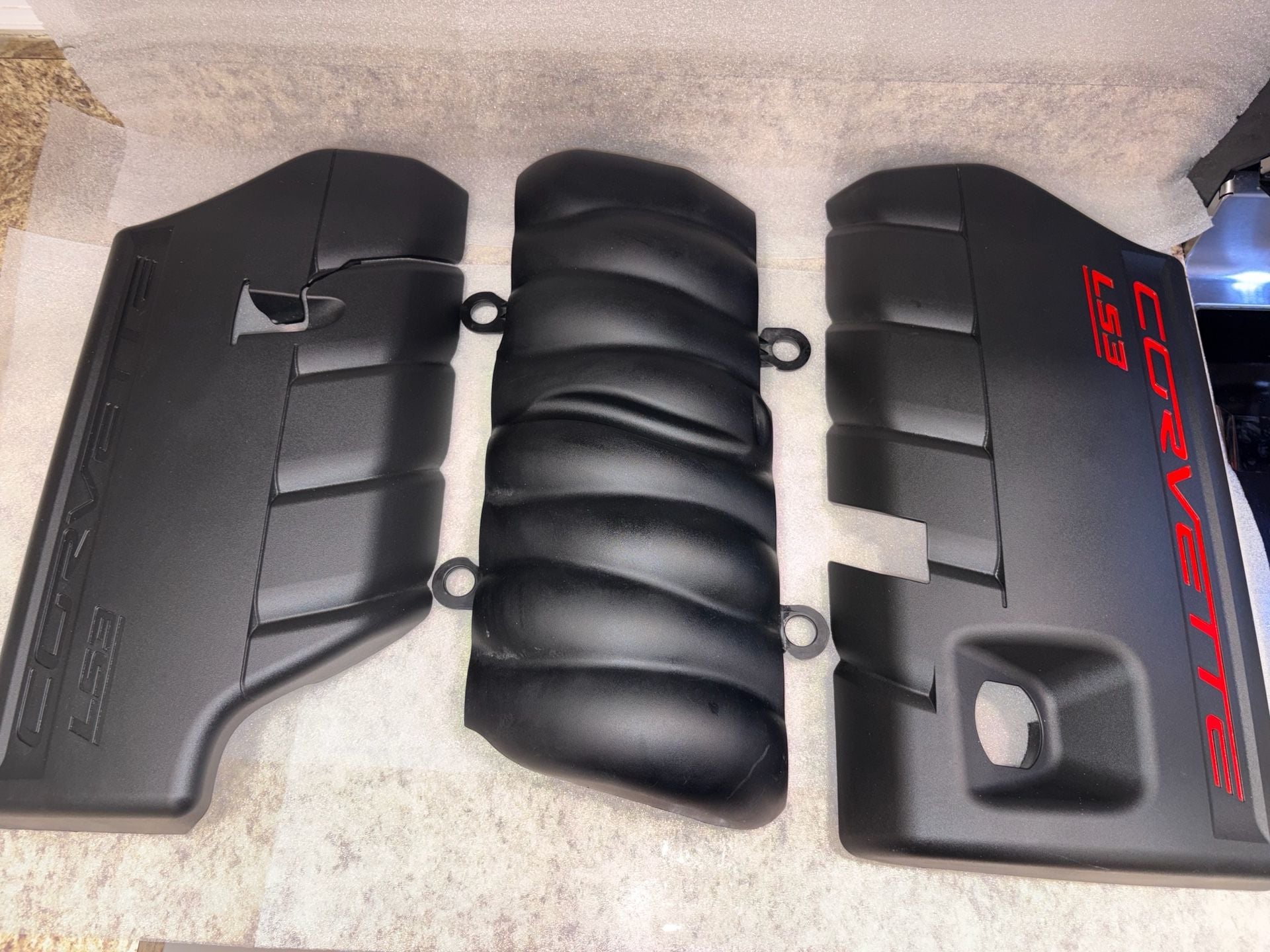 08-13 Chevrolet Corvette C6 LS3 6.2L Engine Cover Set Intake Cover 3 Piece 2