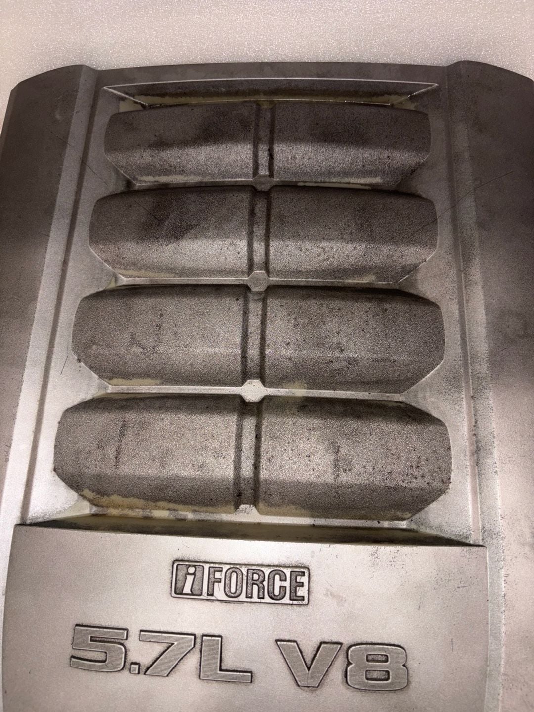 07-21 Toyota Tundra 5.7L iForce V8 Engine Cover 08-22 Sequoia 3