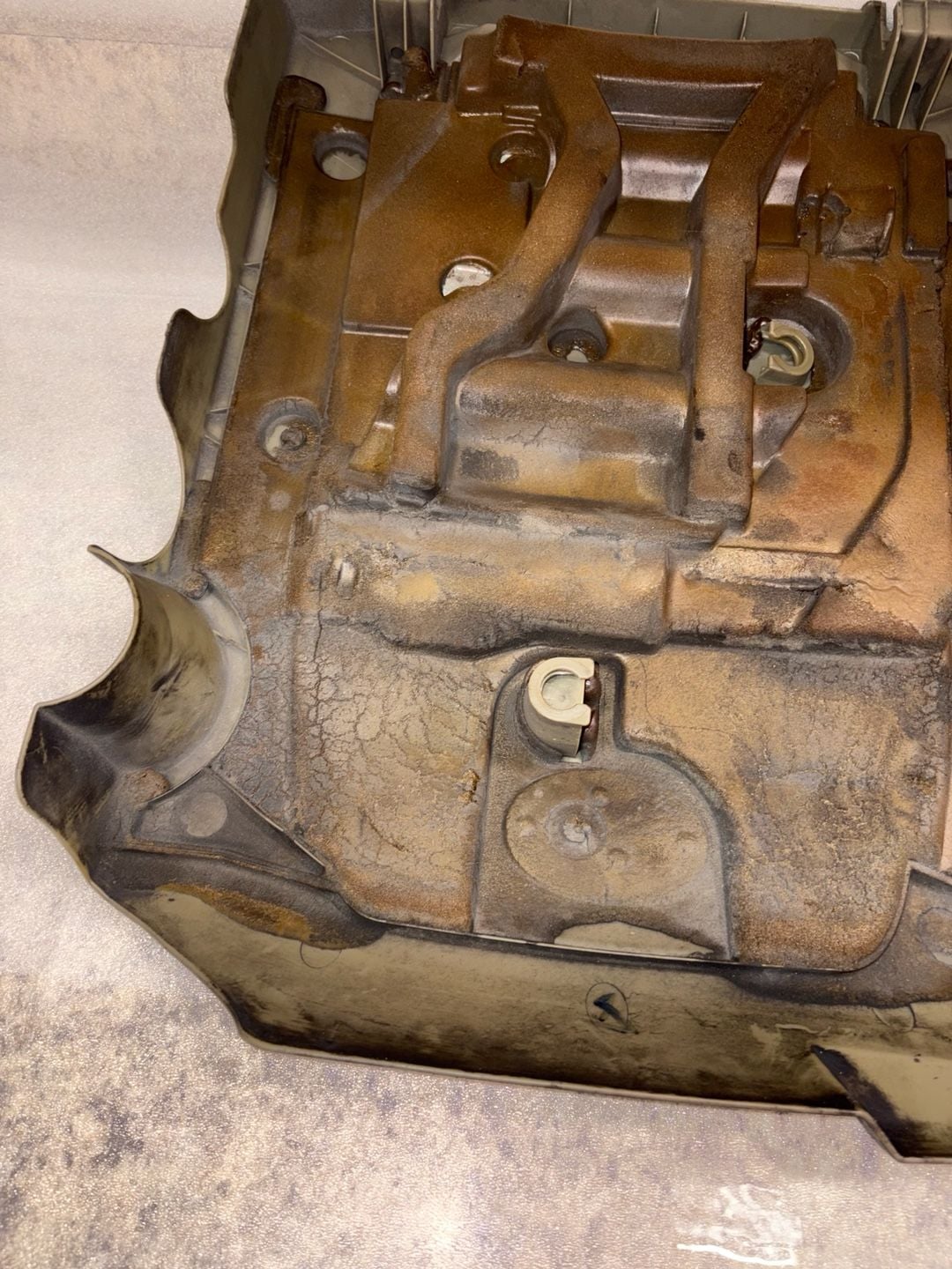 07-21 Toyota Tundra 5.7L iForce V8 Engine Cover 08-22 Sequoia 11