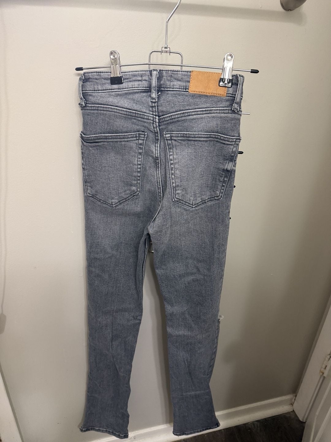 Zara Distressed Slim Jeans Size USA 0 Gray Cotton Blend 4
