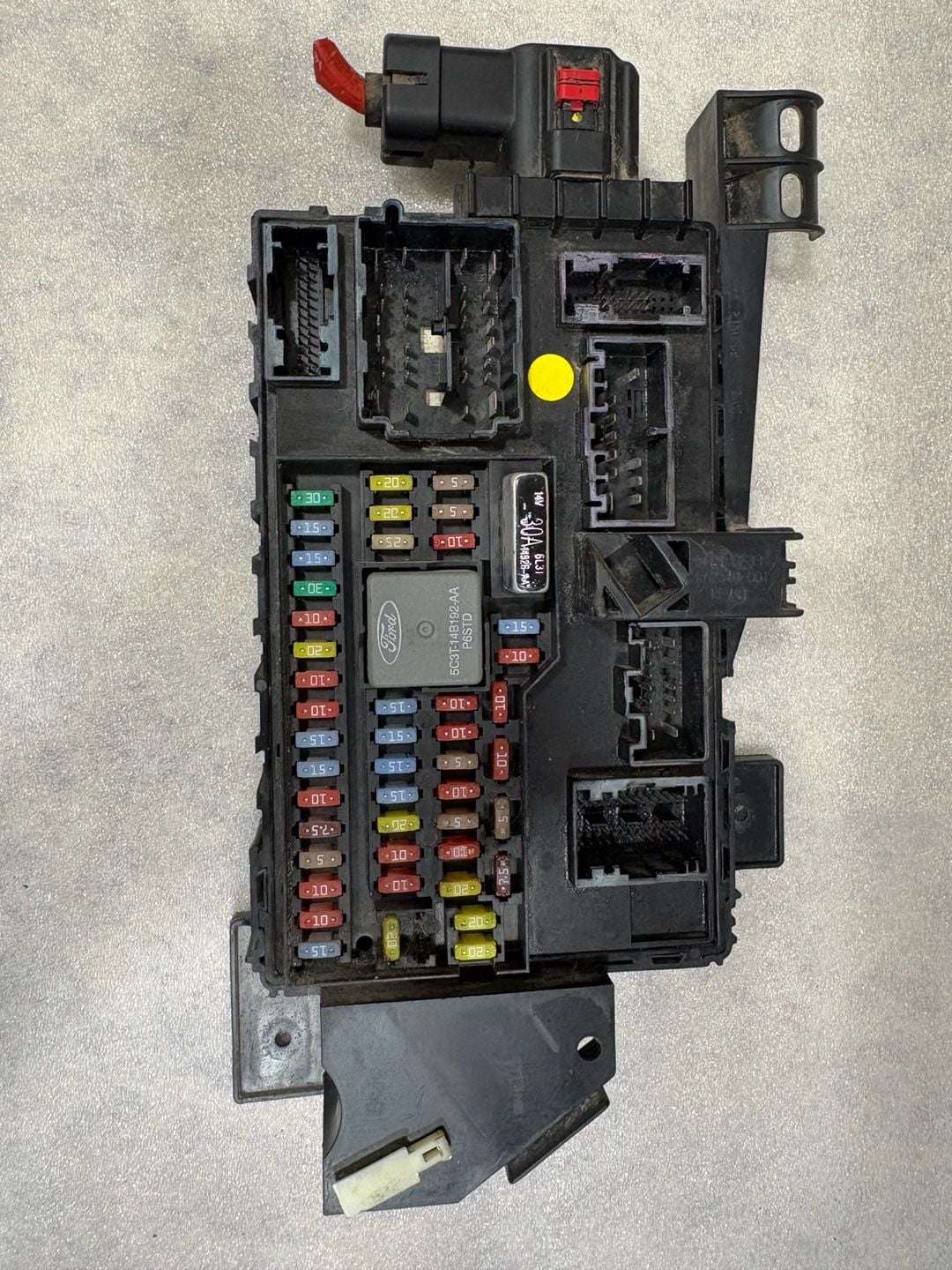 08-10 Ford F250 F350 Super Duty Smart Junction Fuse Box 7C3T-15604-AM 1