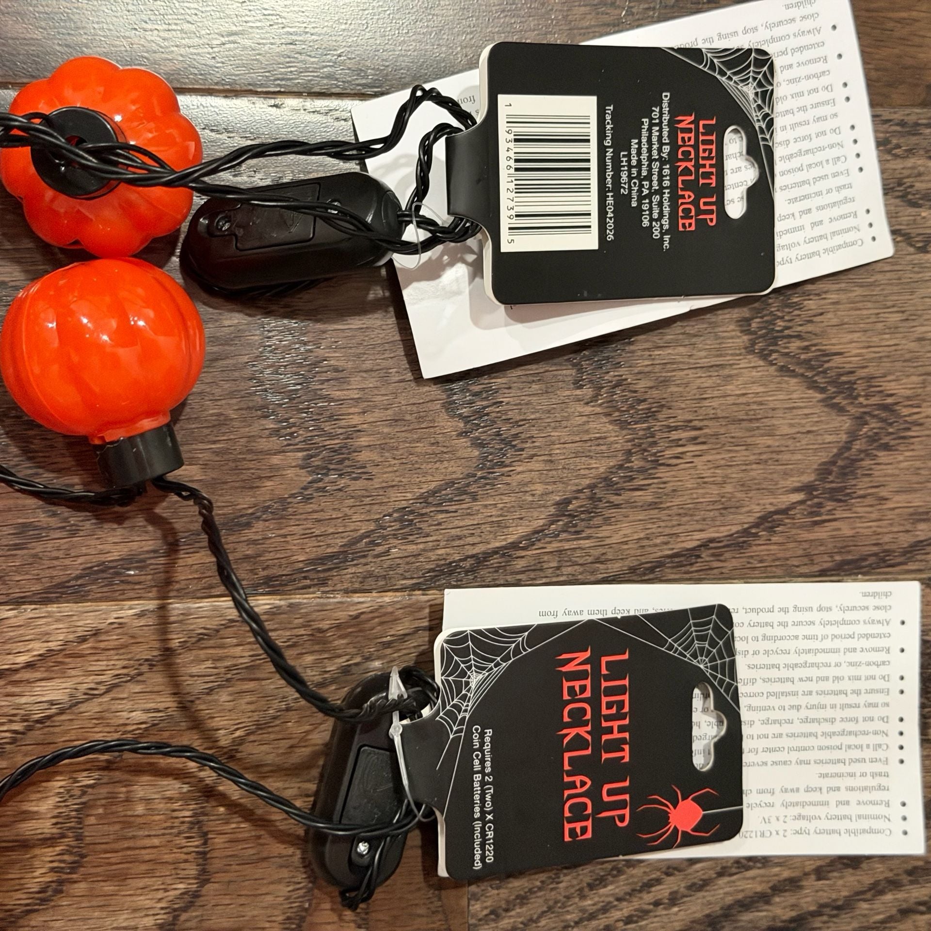1616 Holdings Inc. Light Up Pumpkin Necklace Halloween Set of 2 2