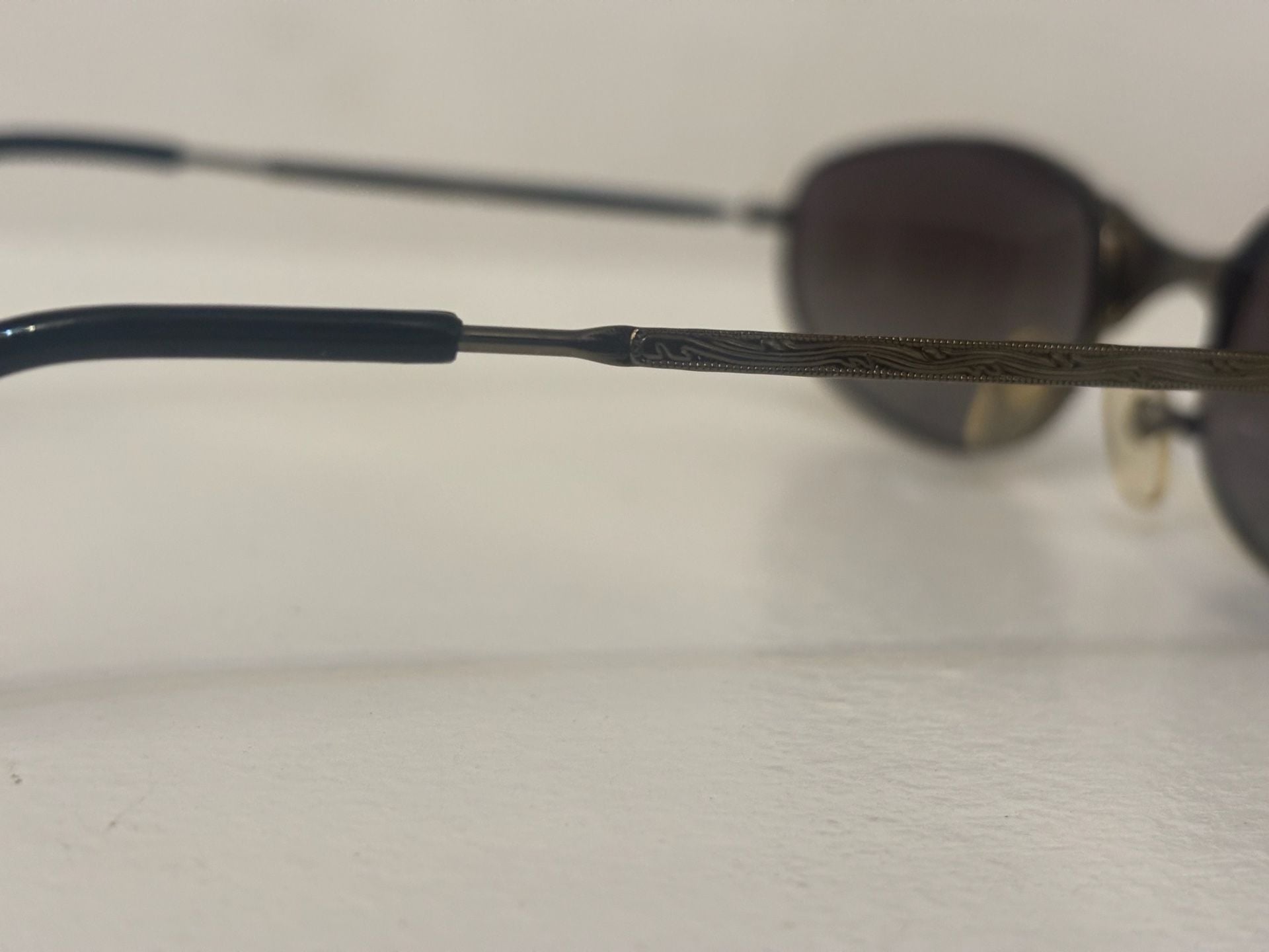 Vintage “Oakley style” Sunglasses Pewter Frame Black Lenses 6