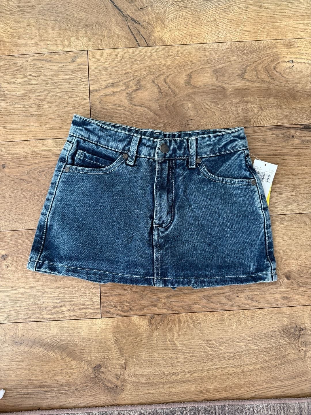 Volcom Kids Denim Skort Size 7 Med Wash 3