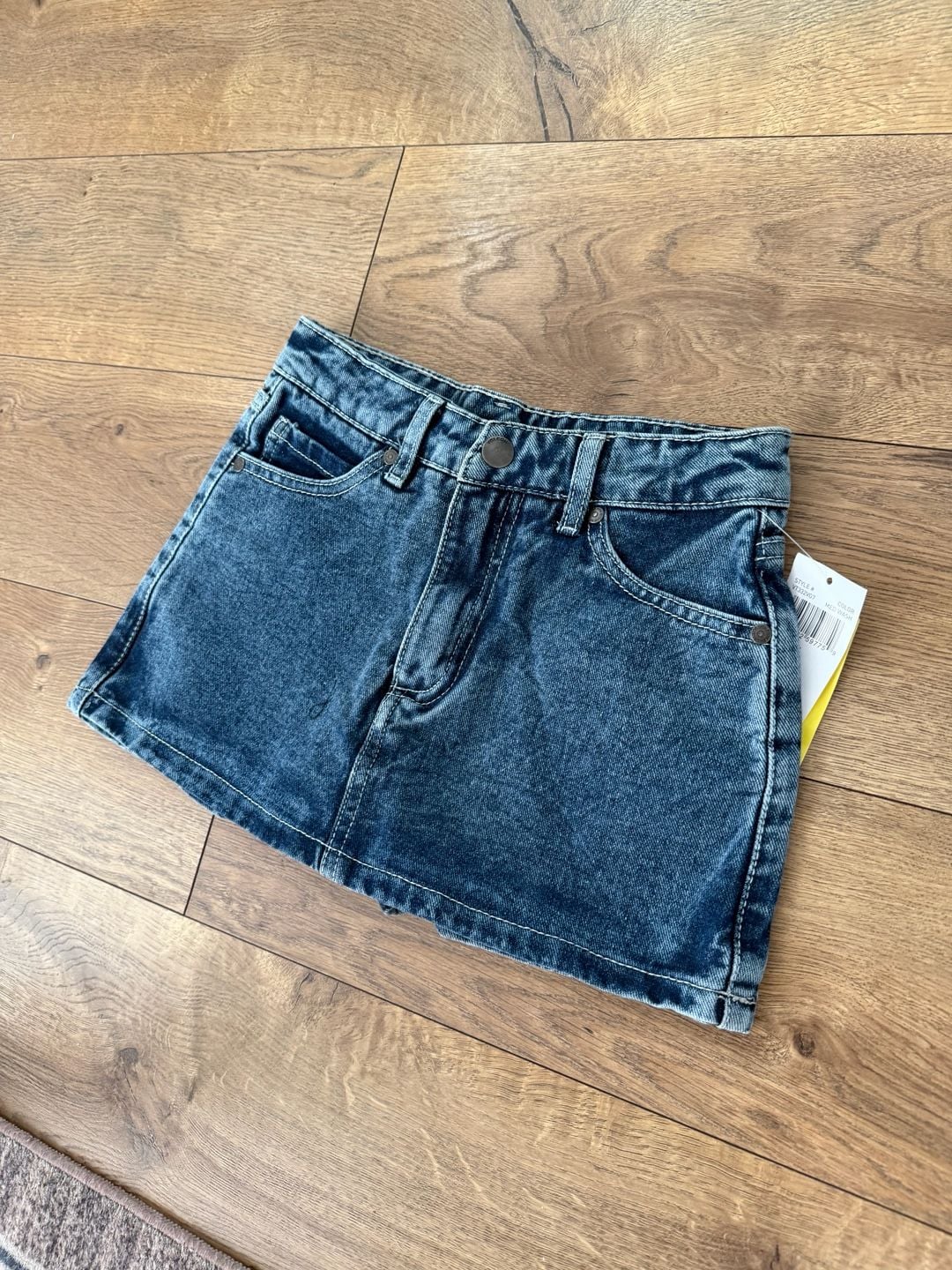 Volcom Kids Denim Skort Size 7 Med Wash 4