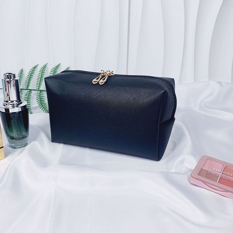 Large Hot Pearl Letter Cosmetic Bag in Black 17