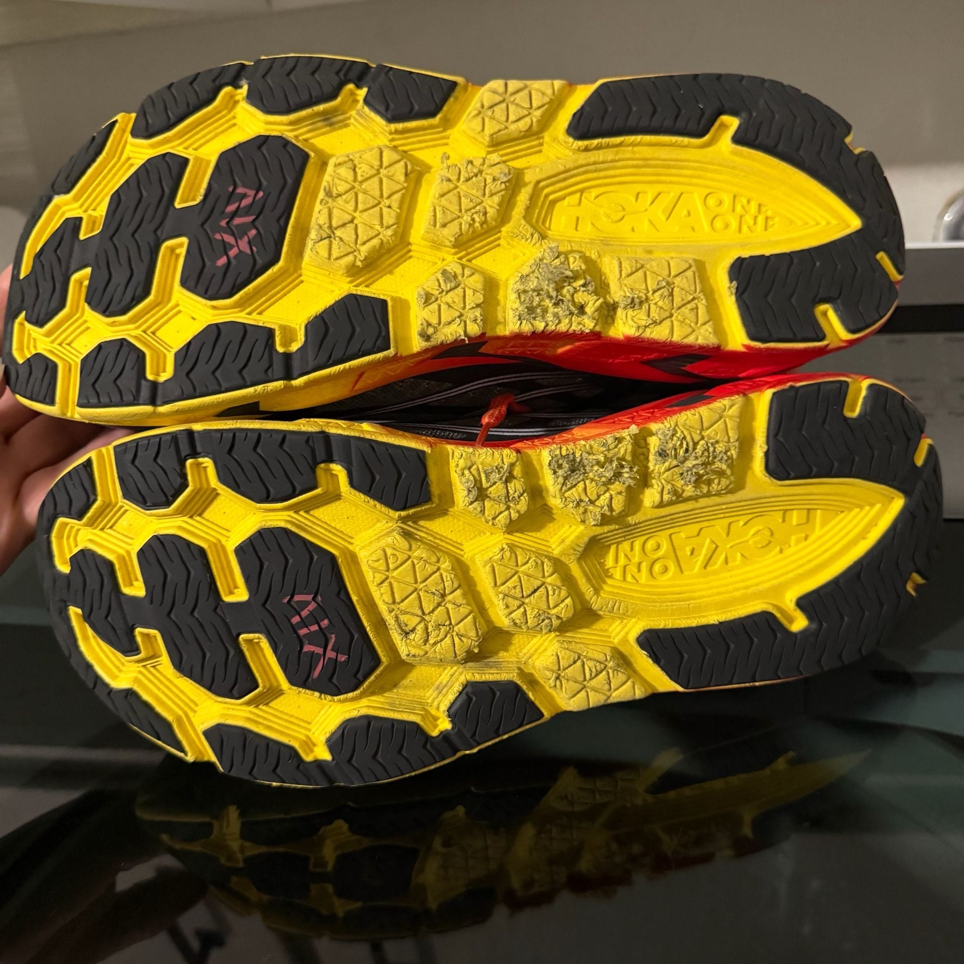 Hoka One One Odyssey 2 Running Shoes Black Red Yellow
Size 10 5