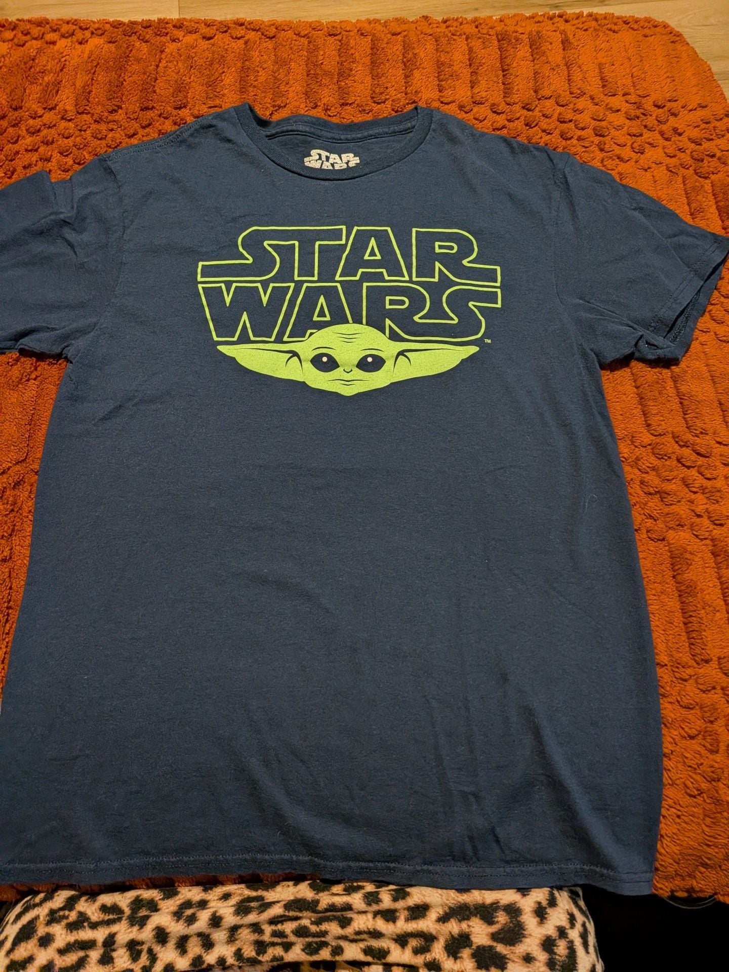 Hybrid Star Wars The Mandalorian Grogu T-Shirt Size M Blue 1