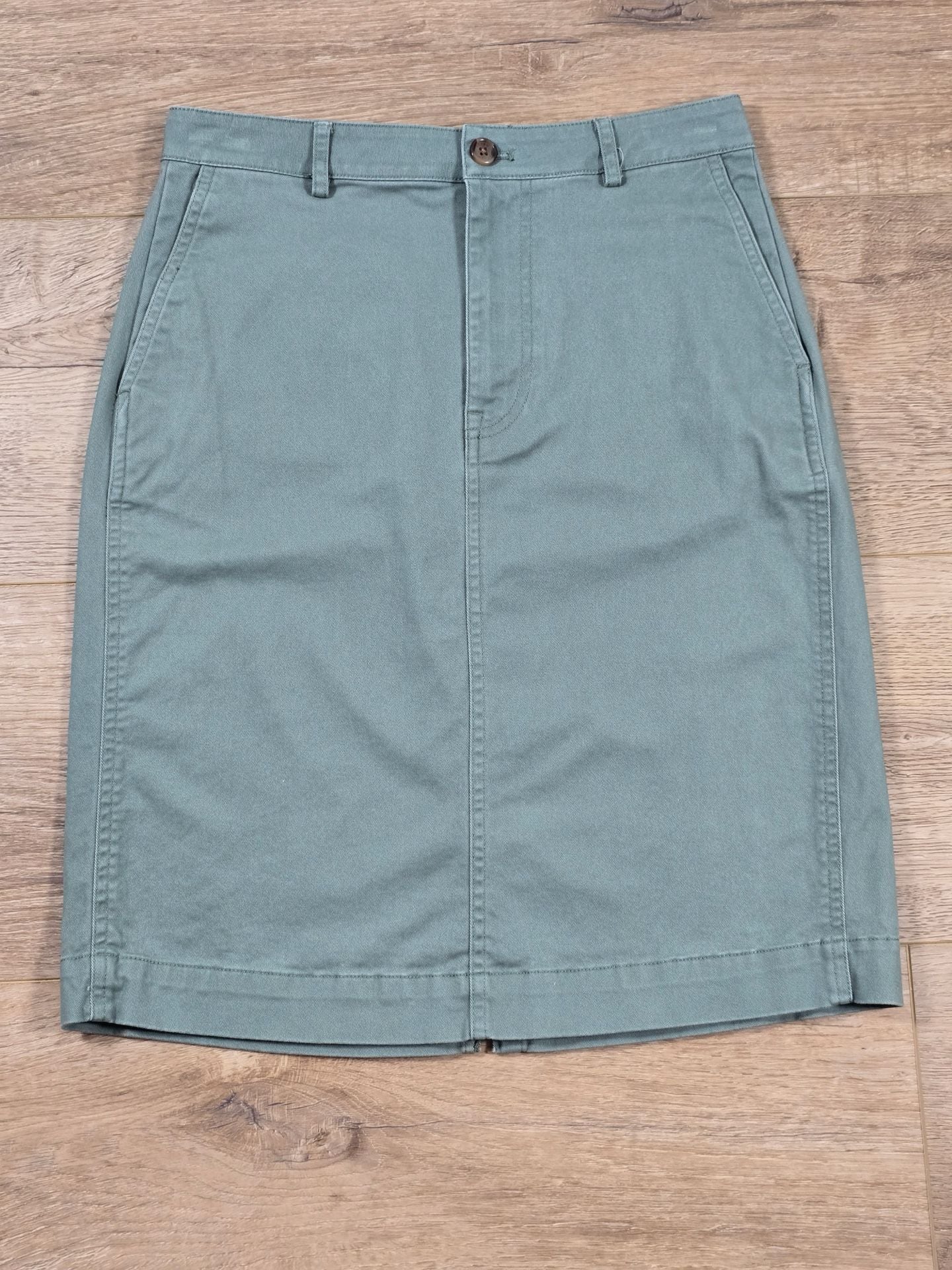 J.Crew Utility Pencil Skirt Sage Green Pockets Back Slit Size 4 3