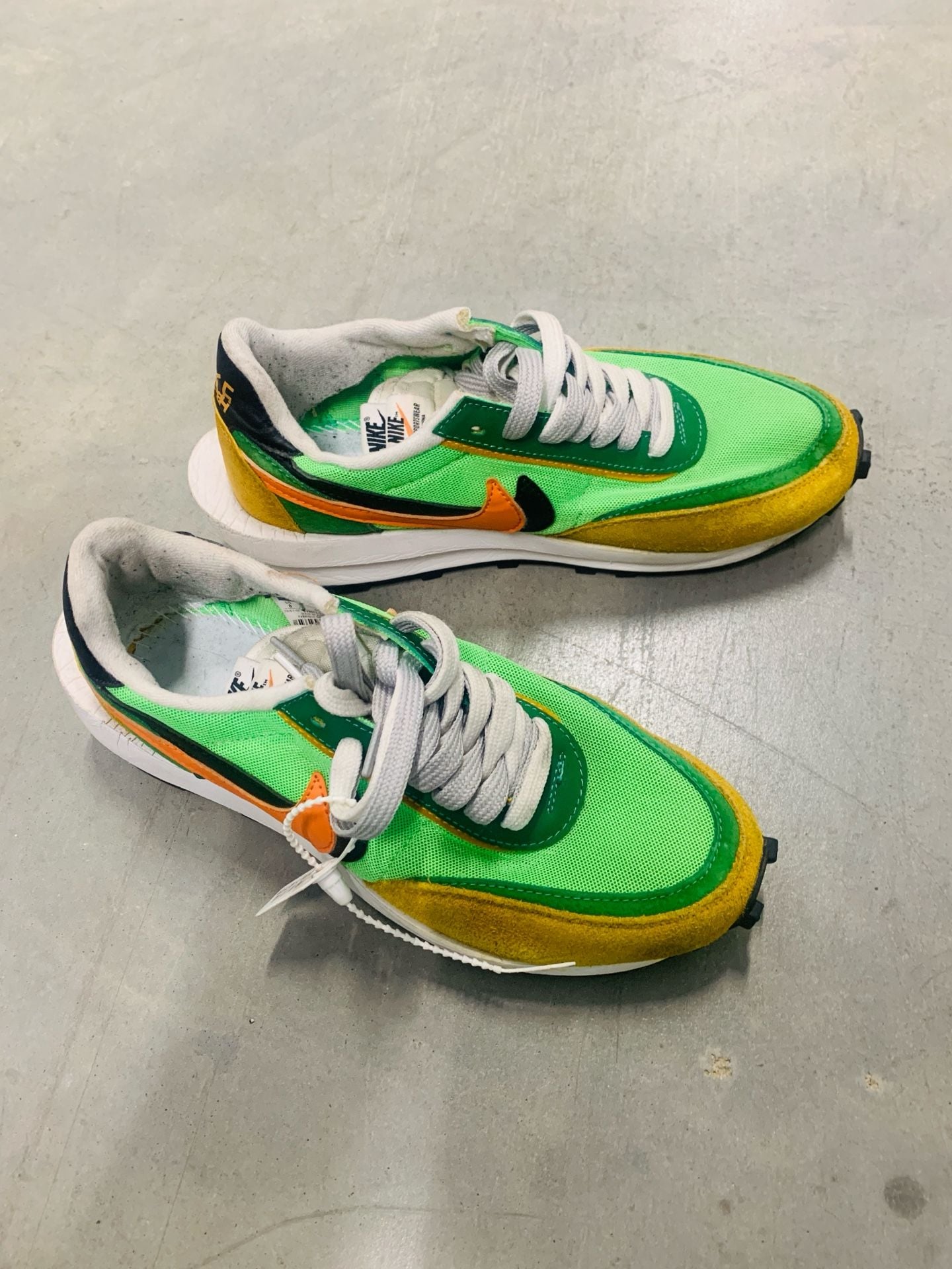 Nike x Sacai LDWaffle Size 8 Green Gusto Safety Orange 3