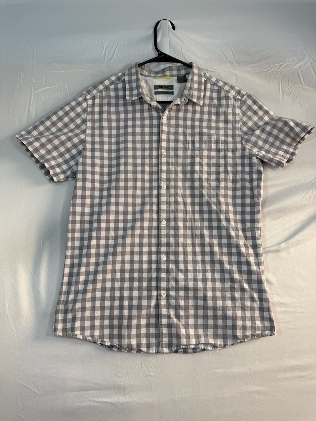 DKNY Short Sleeve Button Down Shirt Size M Plaid Slim Fit 2