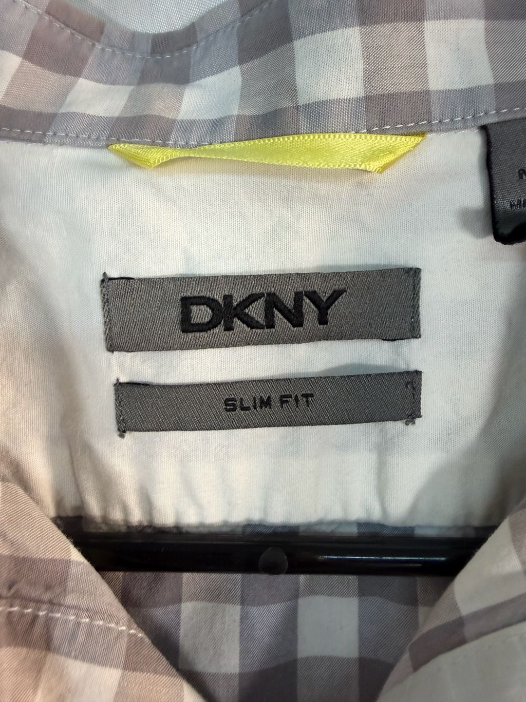 DKNY Short Sleeve Button Down Shirt Size M Plaid Slim Fit 3