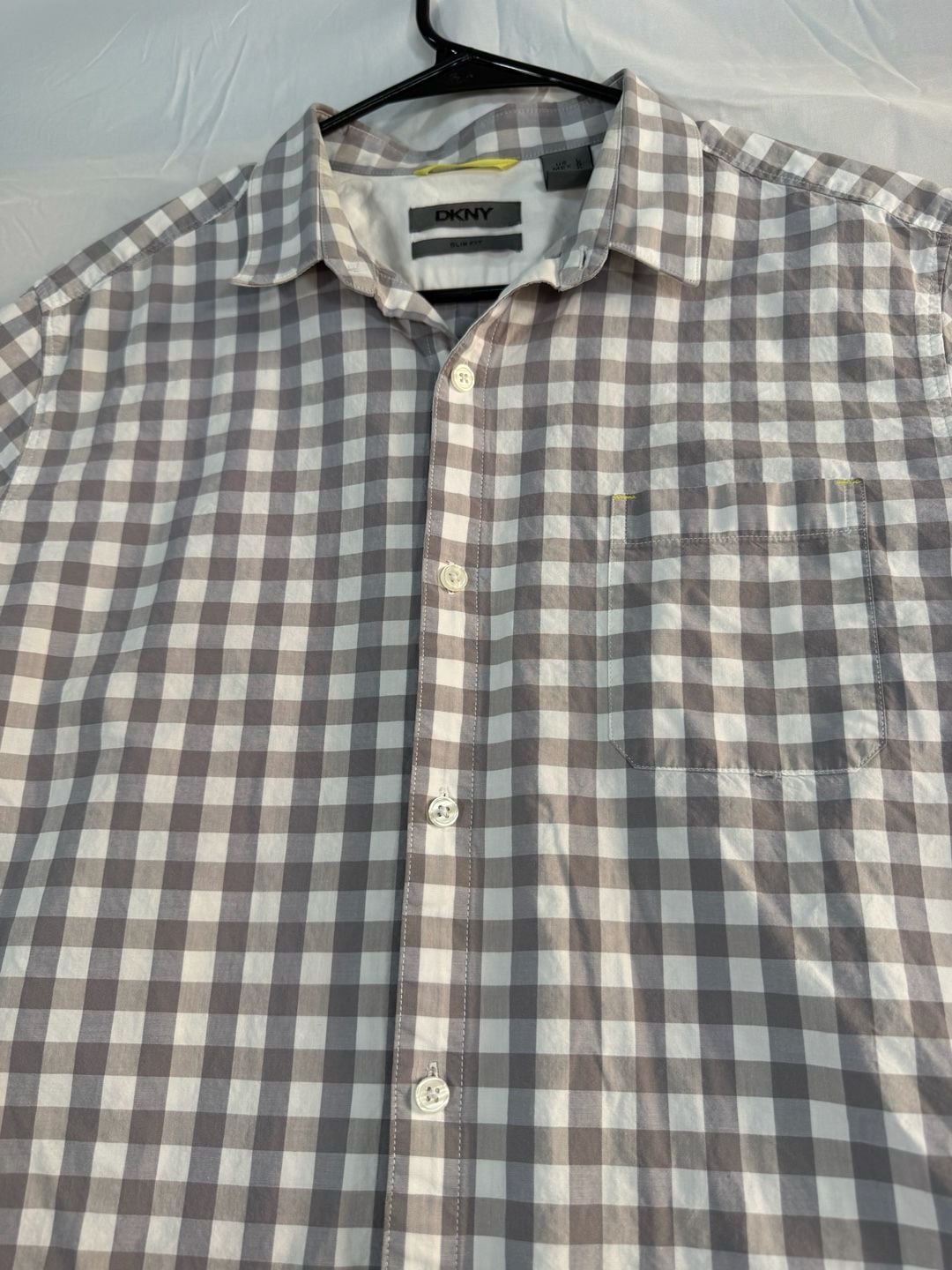 DKNY Short Sleeve Button Down Shirt Size M Plaid Slim Fit 5