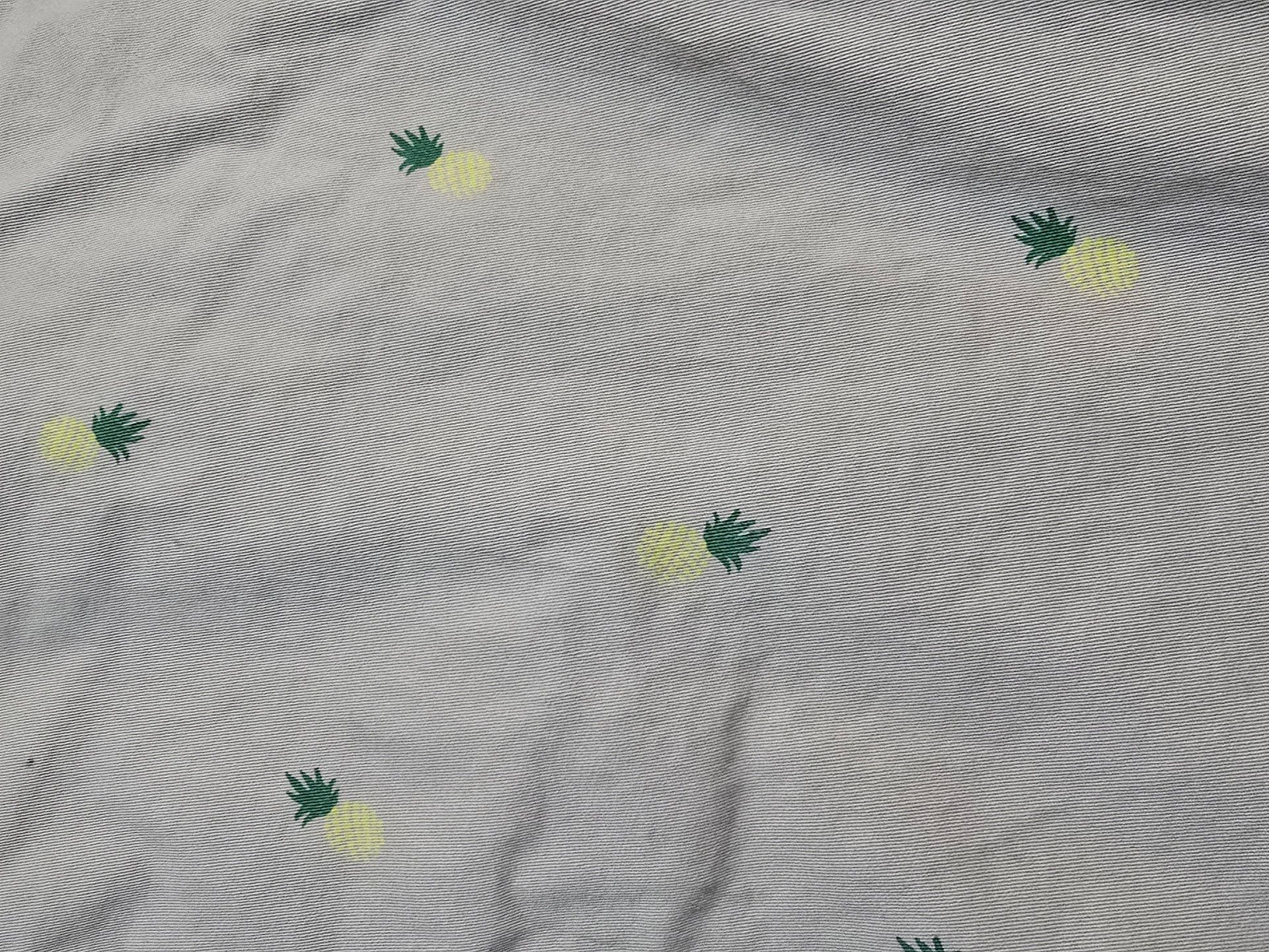 Old Navy Ultimate Slim Shorts Size 33 Beige Pineapple Print 5