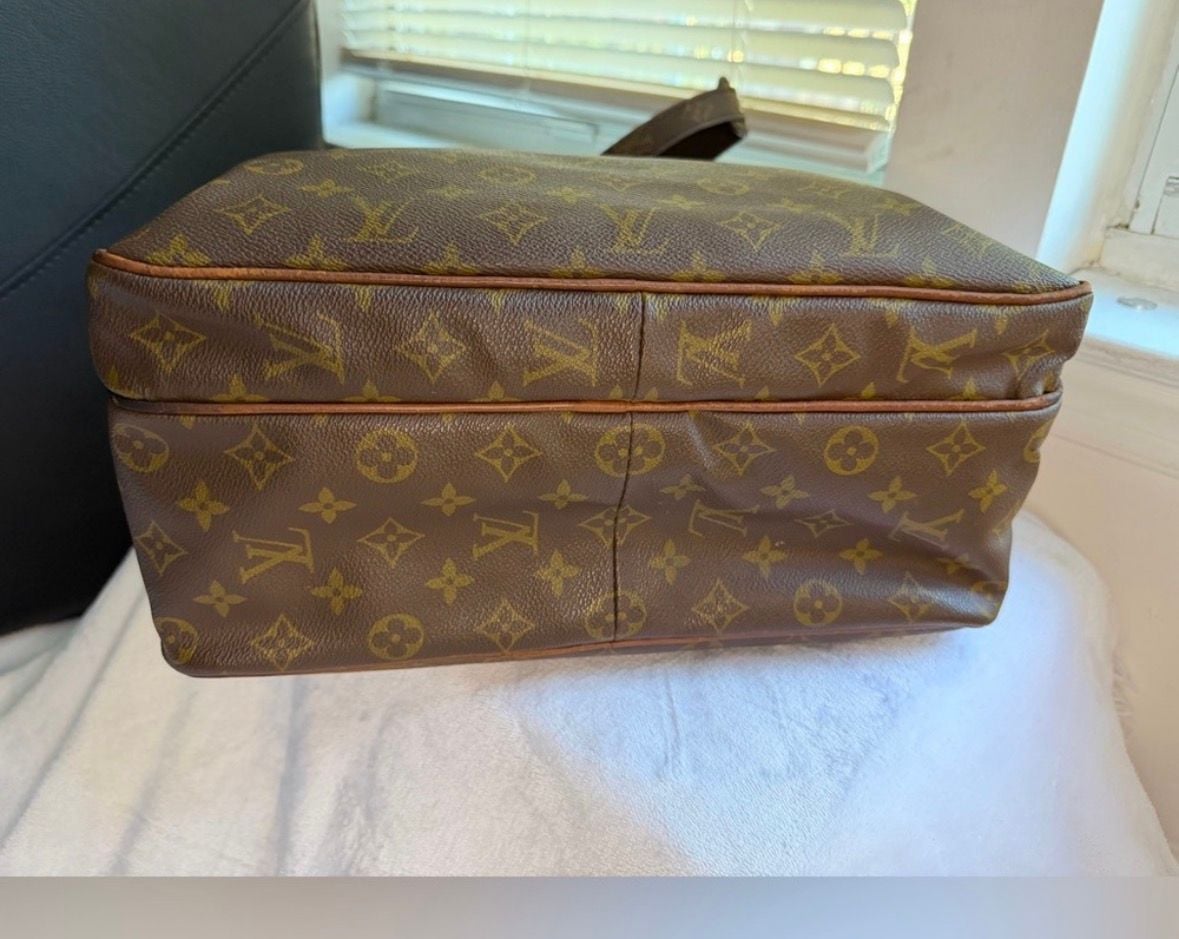 Louis Vuitton Monogram Messenger Bag Brown 8