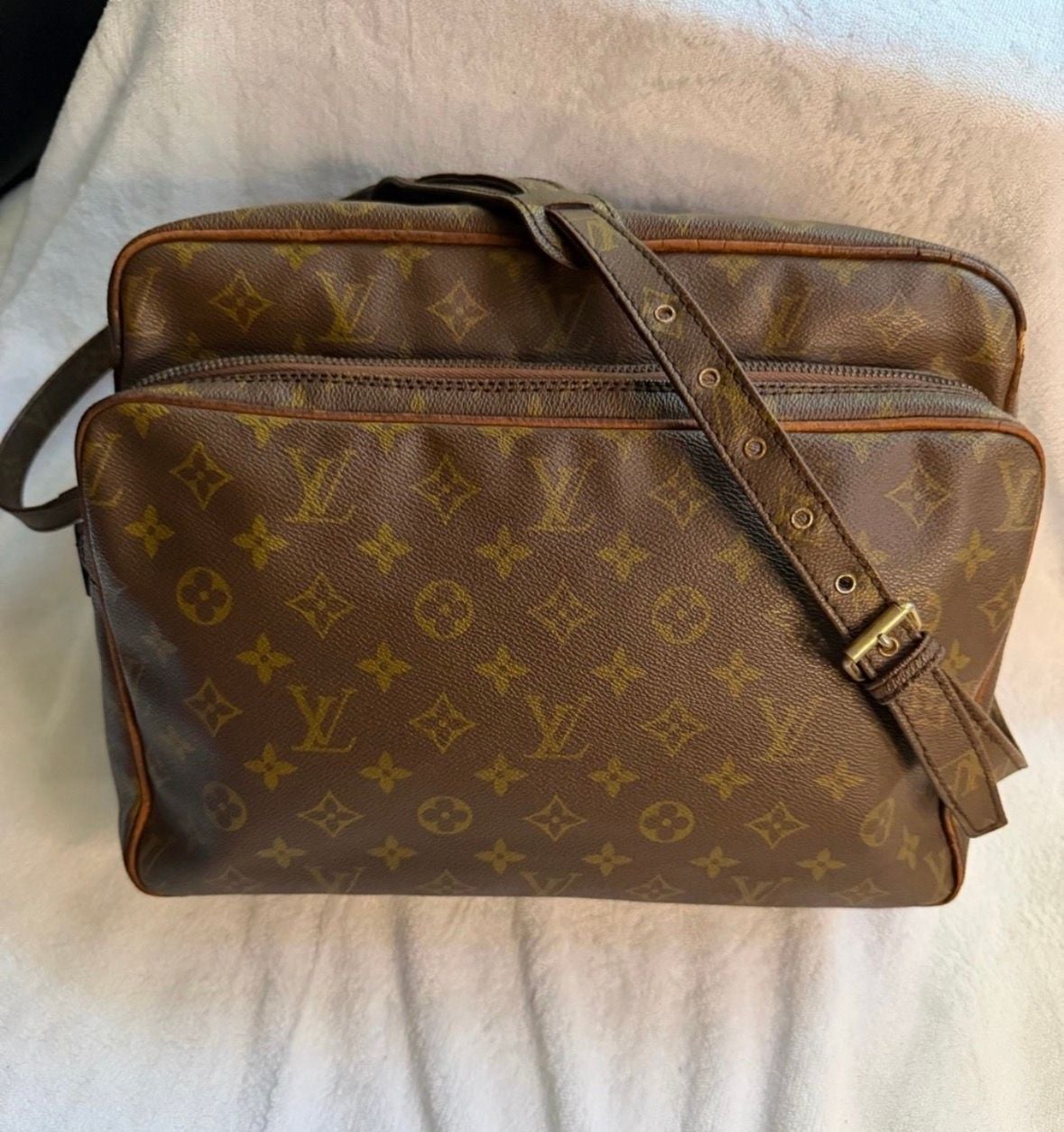 Louis Vuitton Monogram Messenger Bag Brown 13