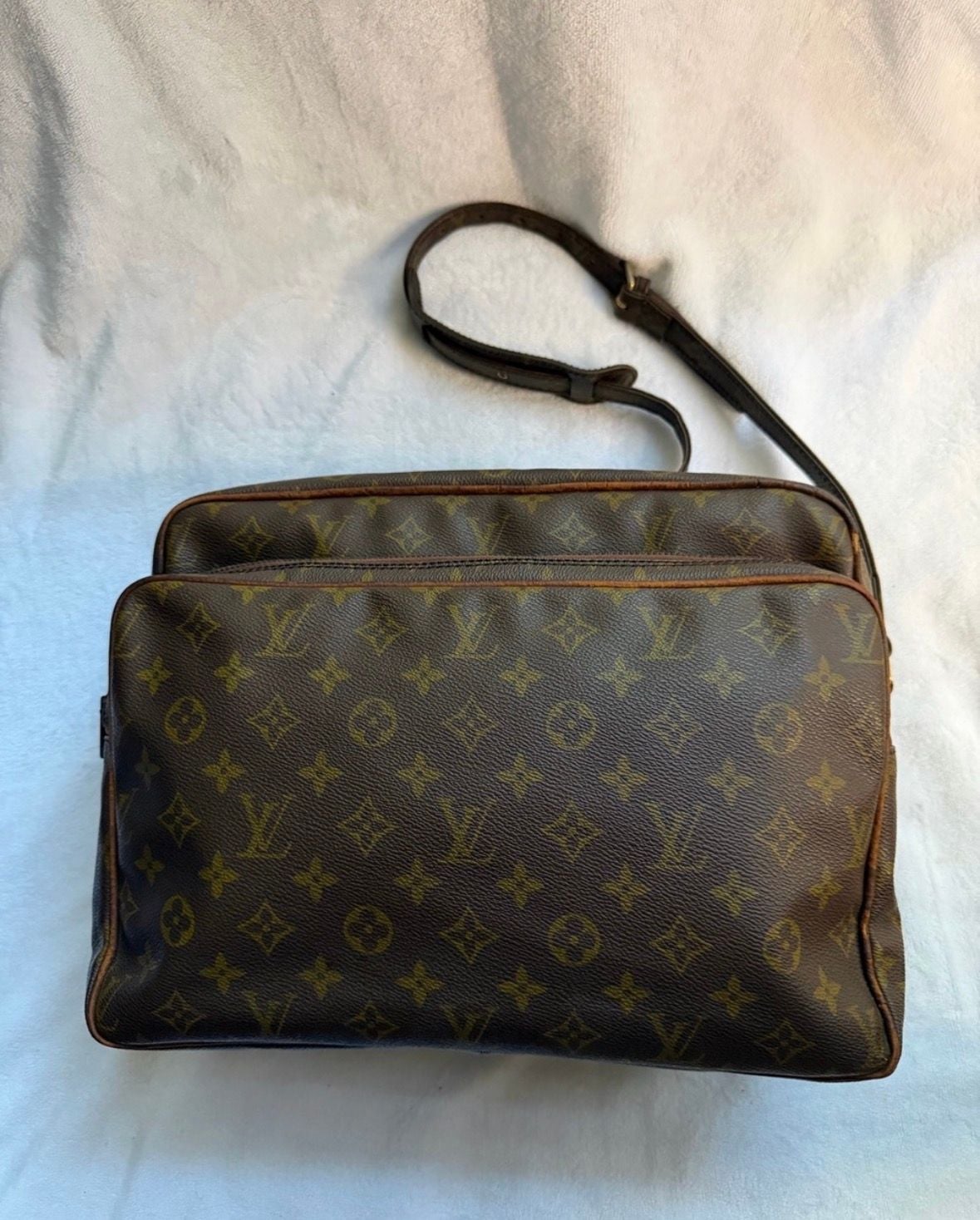 Louis Vuitton Monogram Messenger Bag Brown 14