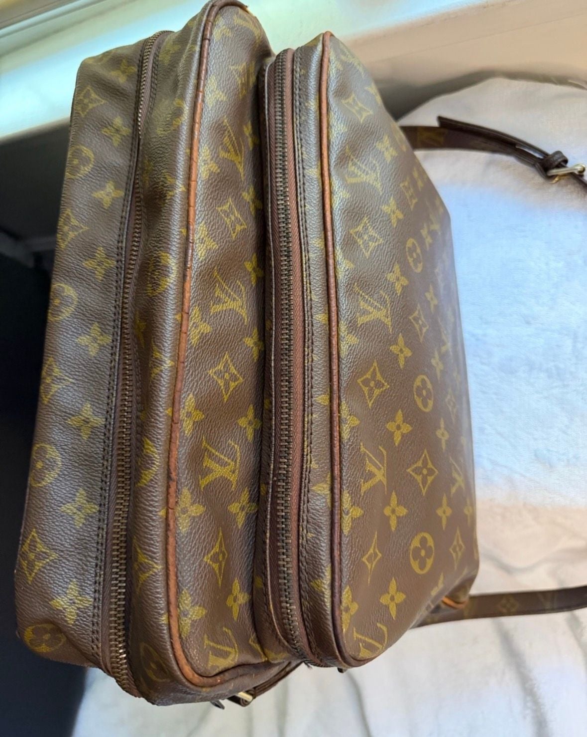 Louis Vuitton Monogram Messenger Bag Brown 15
