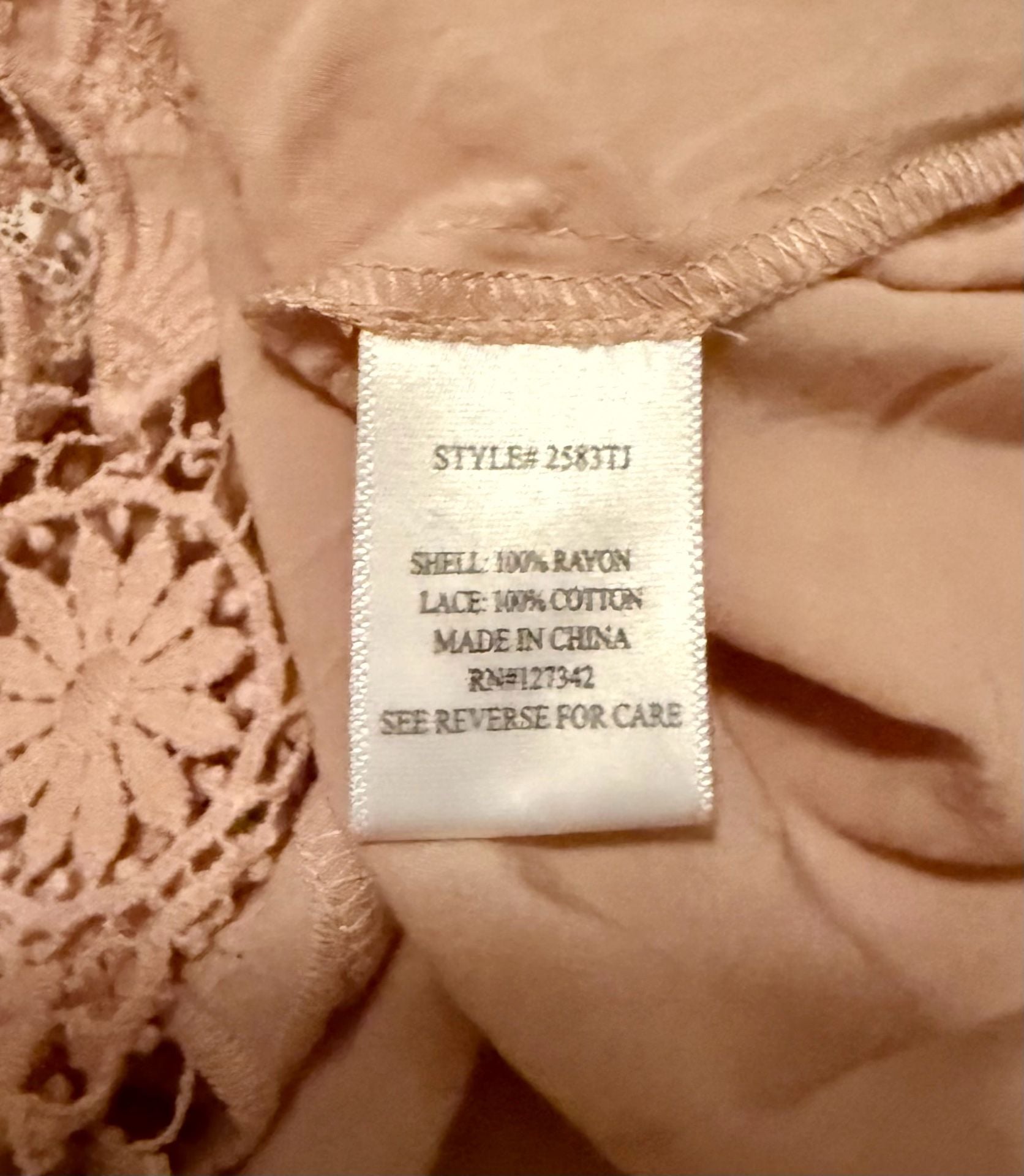 Beyond Vintage Blouse XL Pink Lace Front Rayon Top 4