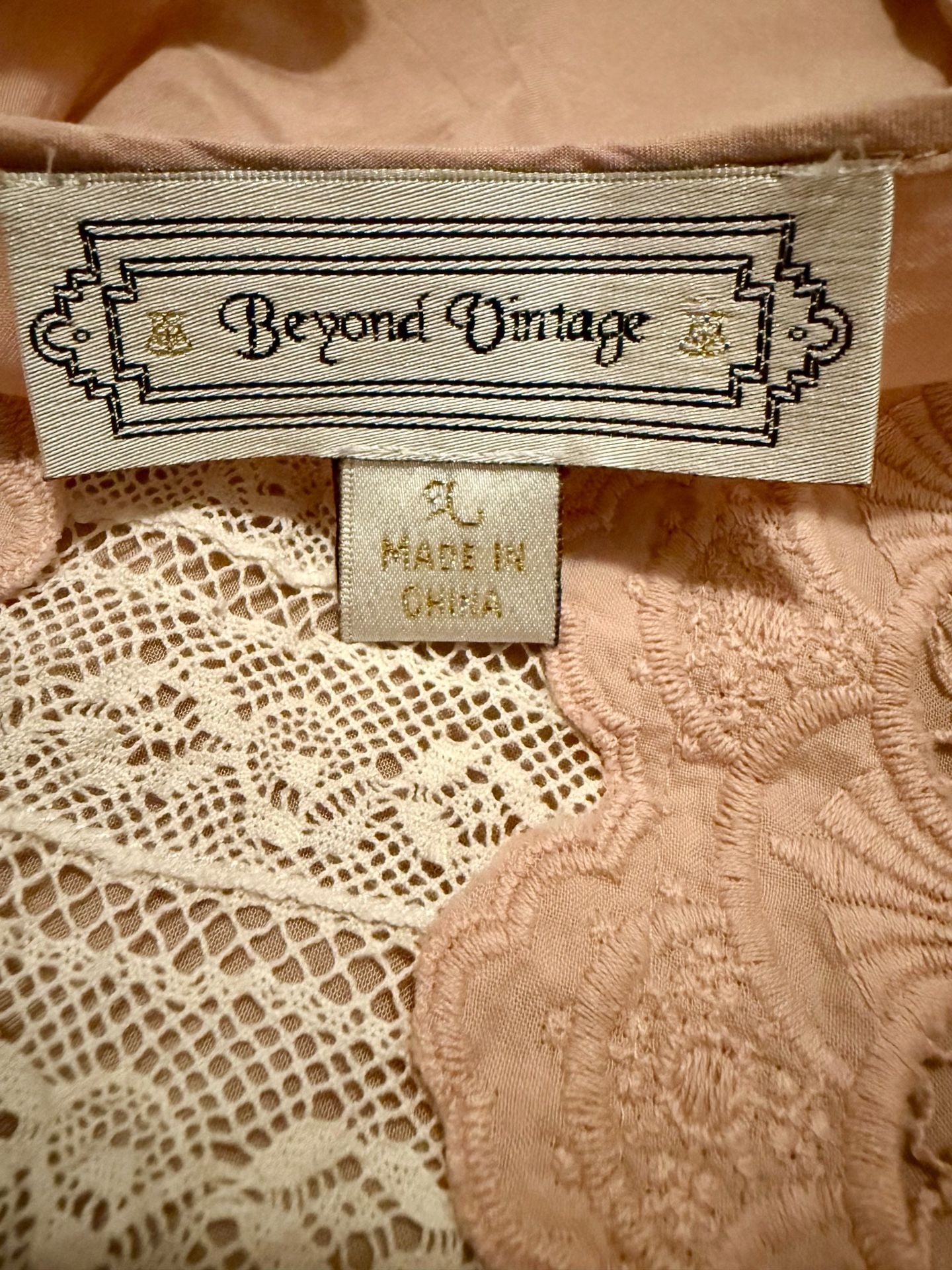 Beyond Vintage Blouse XL Pink Lace Front Rayon Top 6