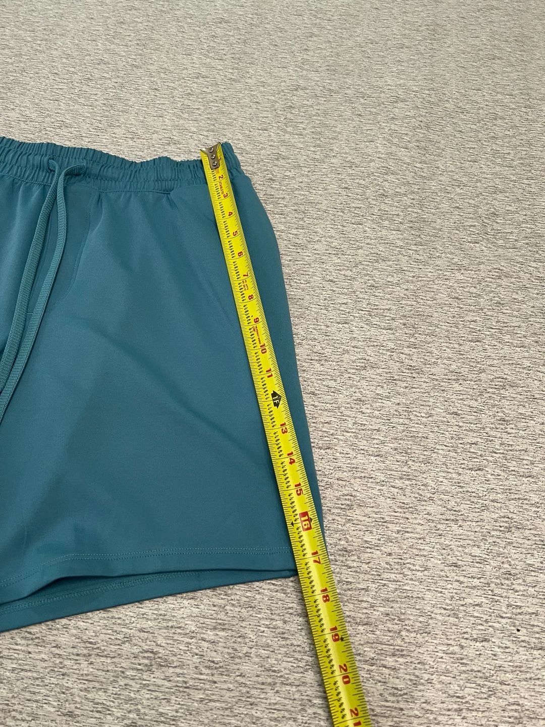 Under Armour UA Motion Shorts Men’s Large Teal Loose Fit 1386982 NWT 6