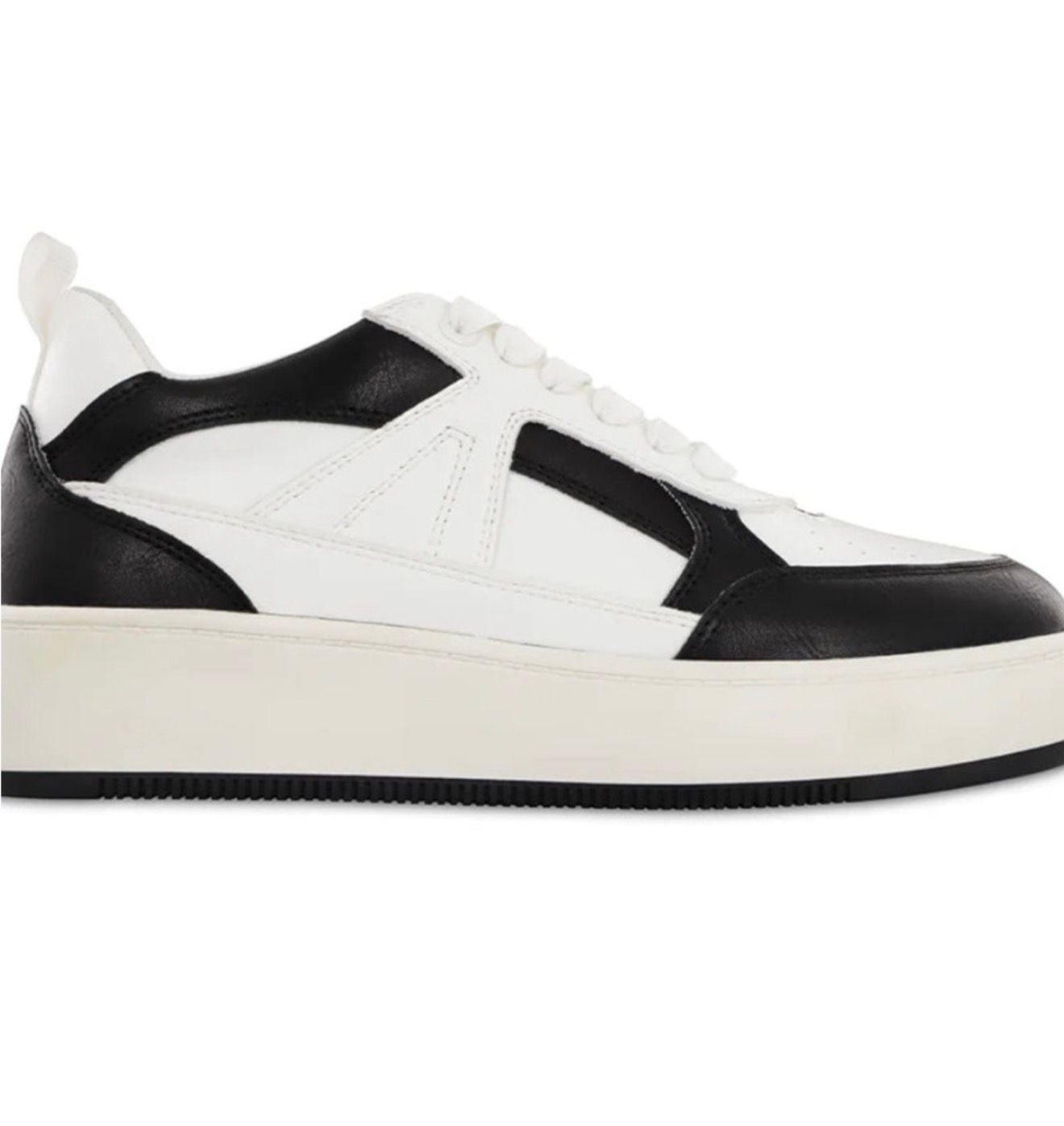 MIA Boutique & Design Sneakers Black and White Leather 3