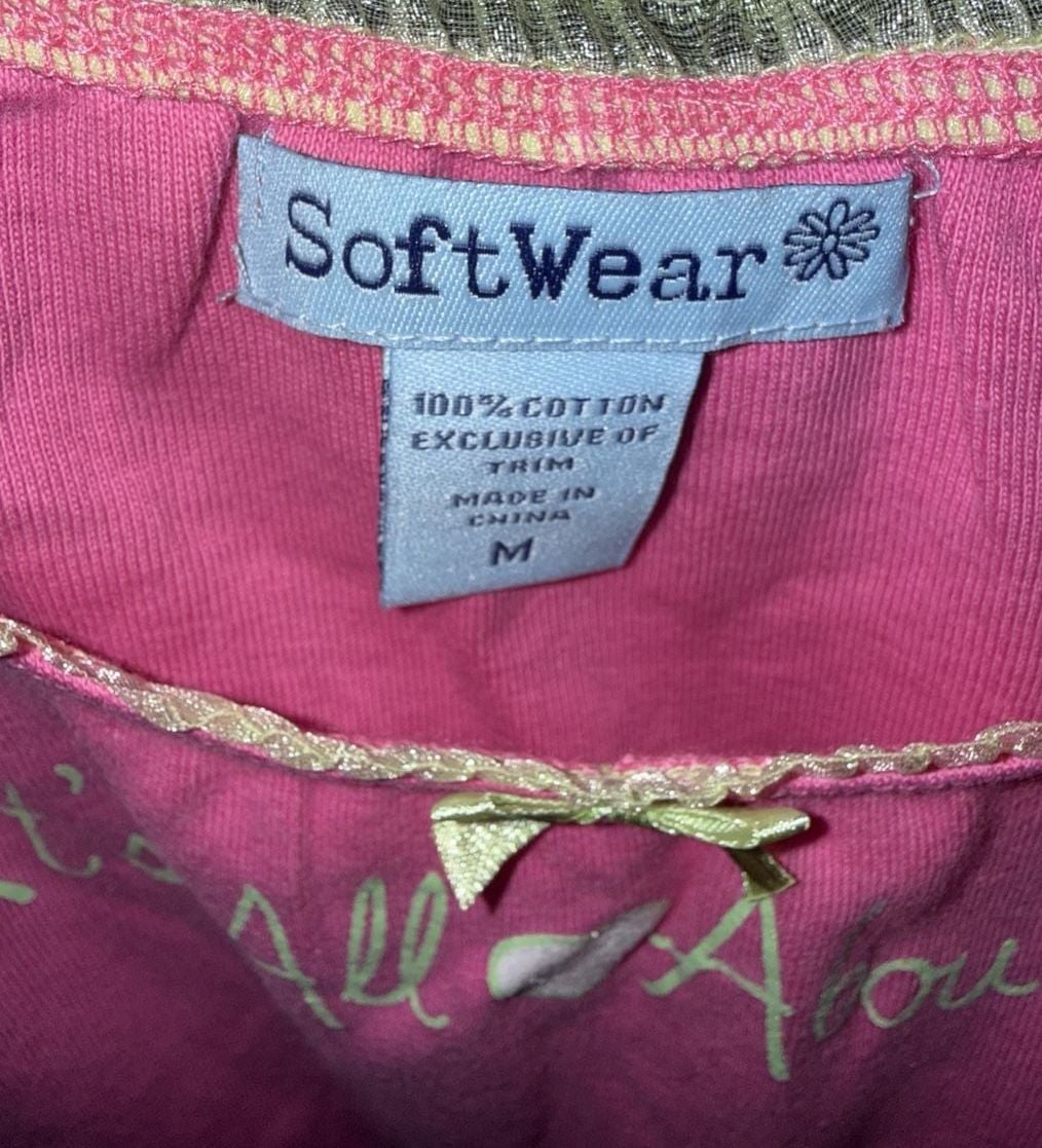 SoftWear T-Shirt Size M Pink It's All About Me Y2K Graphic Tee 4