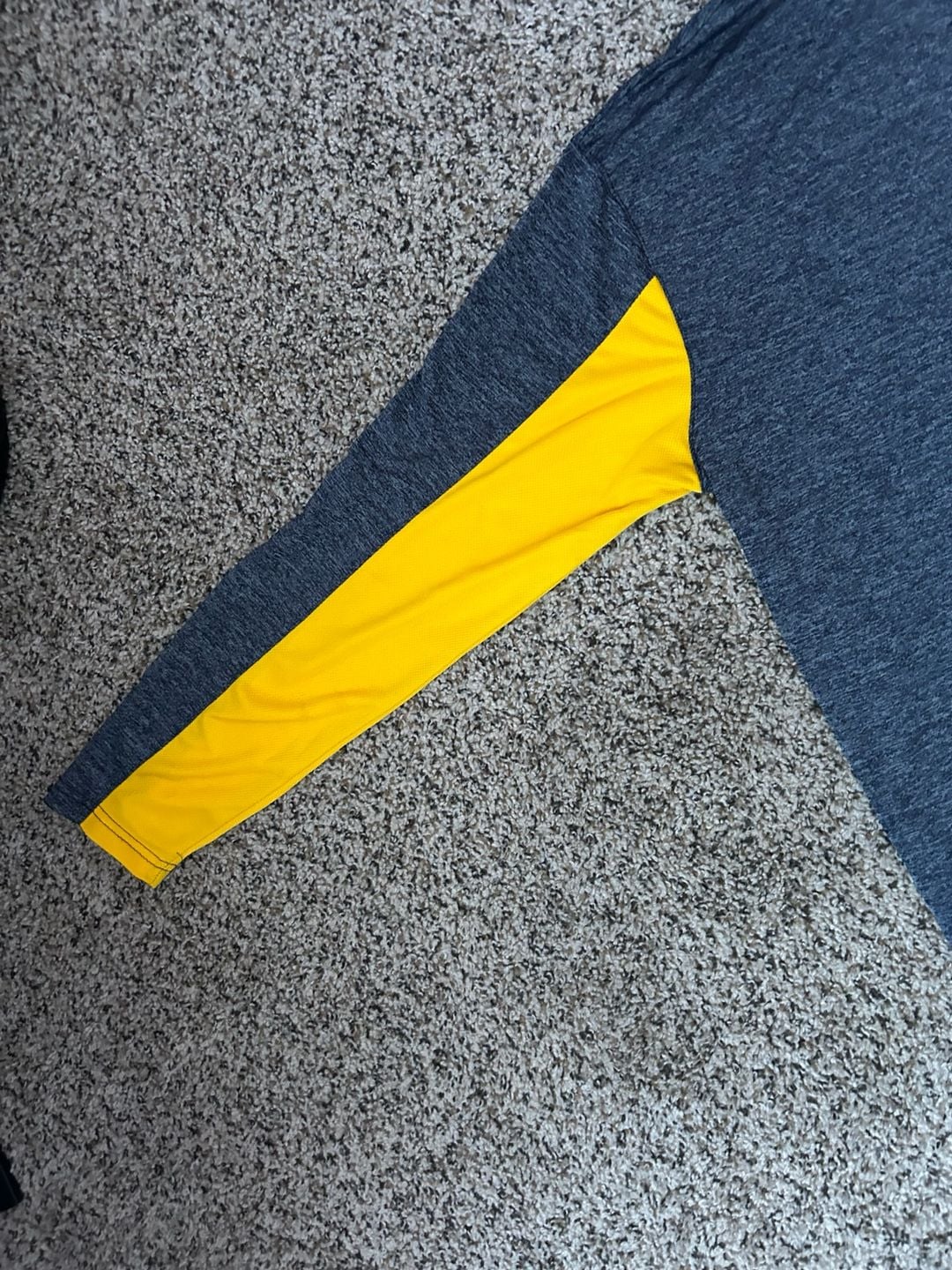 Colosseum West Virginia Mountaineers 1/4 Zip Pullover Size L 9