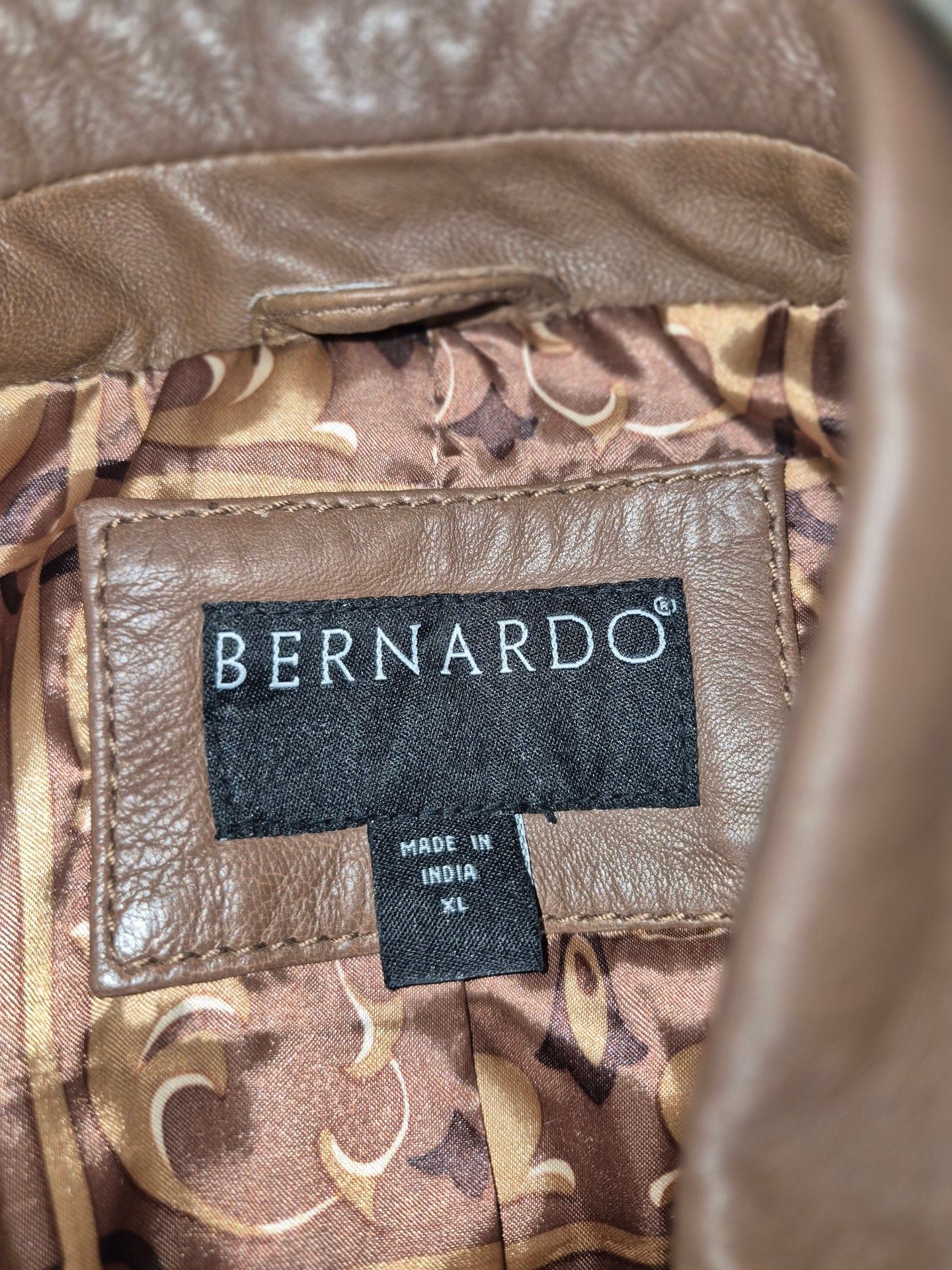 Bernardo Leather Jacket Size XL Brown 1