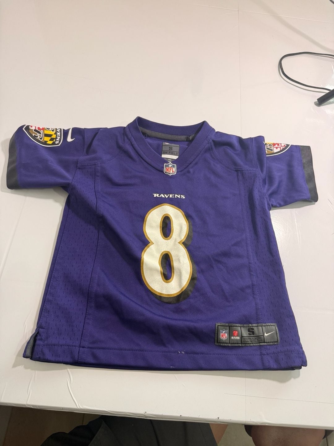 Nike Baltimore Ravens Lamar Jackson 8 Jersey Size S kids 2