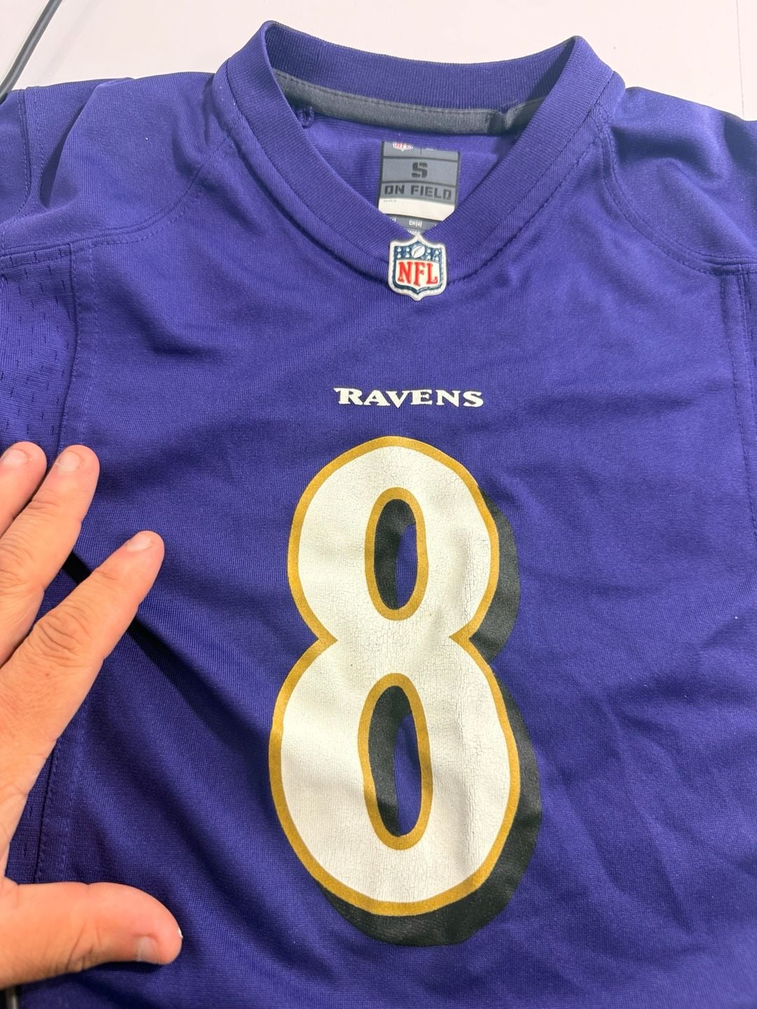 Nike Baltimore Ravens Lamar Jackson 8 Jersey Size S kids 4