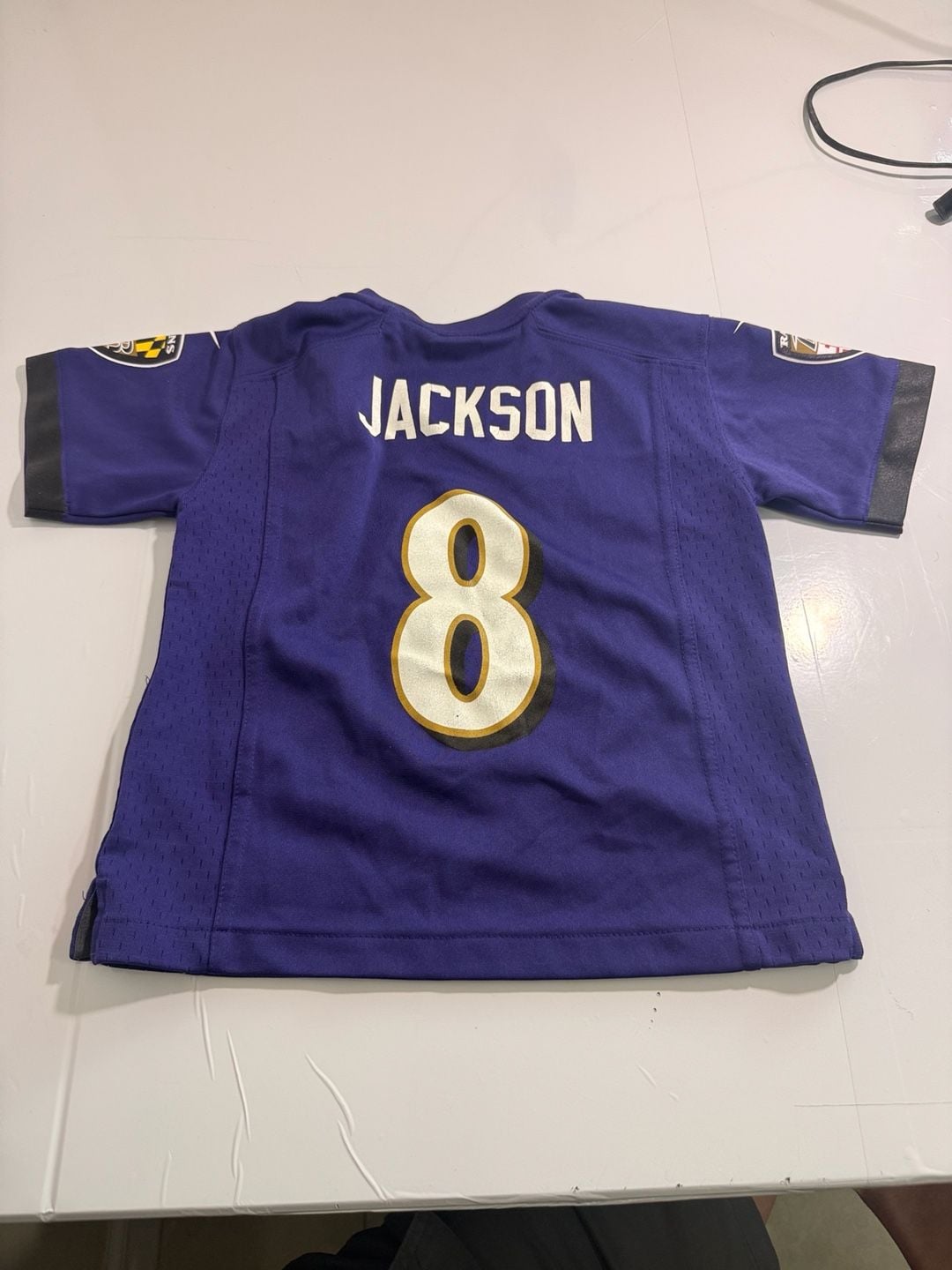 Nike Baltimore Ravens Lamar Jackson 8 Jersey Size S kids 8