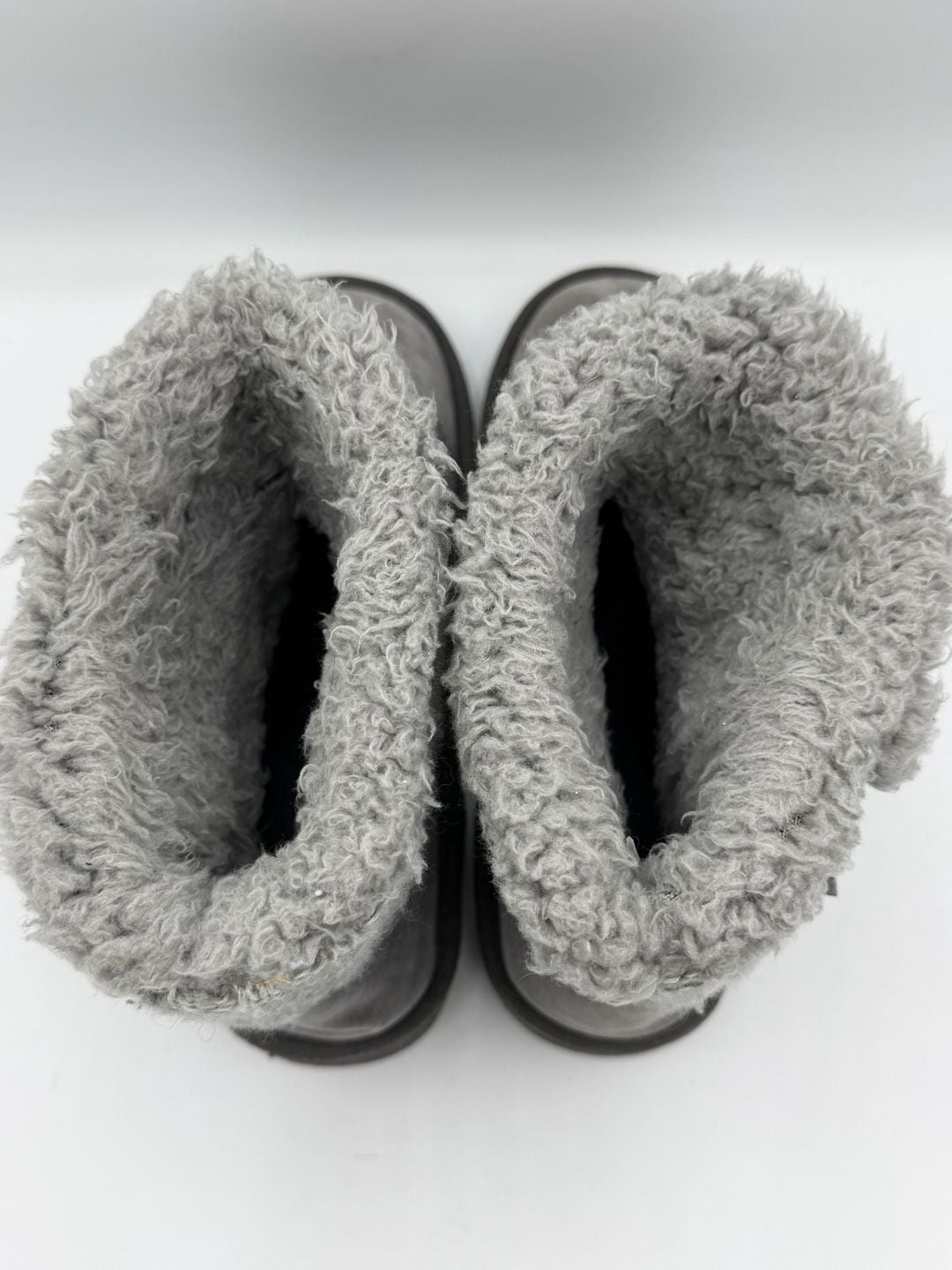 MUK LUKS Womens Size 8 Gray Faux Suede Sweater Knit Fur Lined Ankle Boots 7
