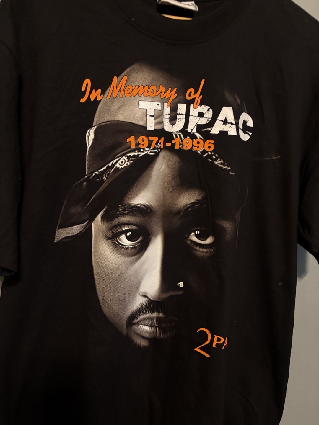 Tupac Shakur Legends Live Forever Graphic T-Shirt Black 2