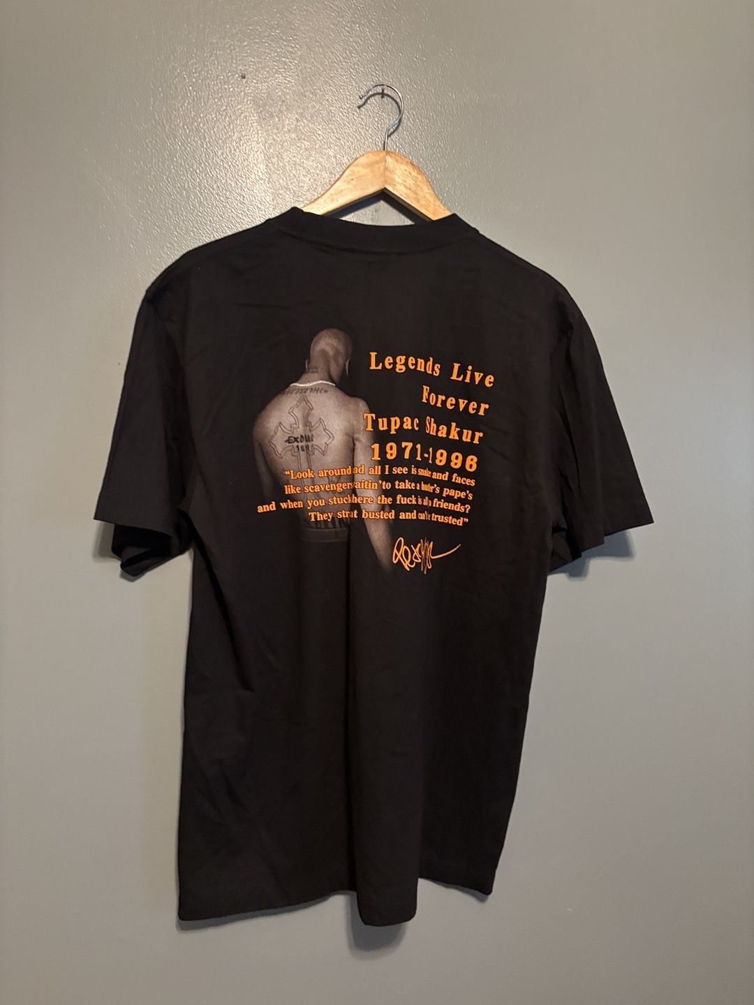 Tupac Shakur Legends Live Forever Graphic T-Shirt Black 3