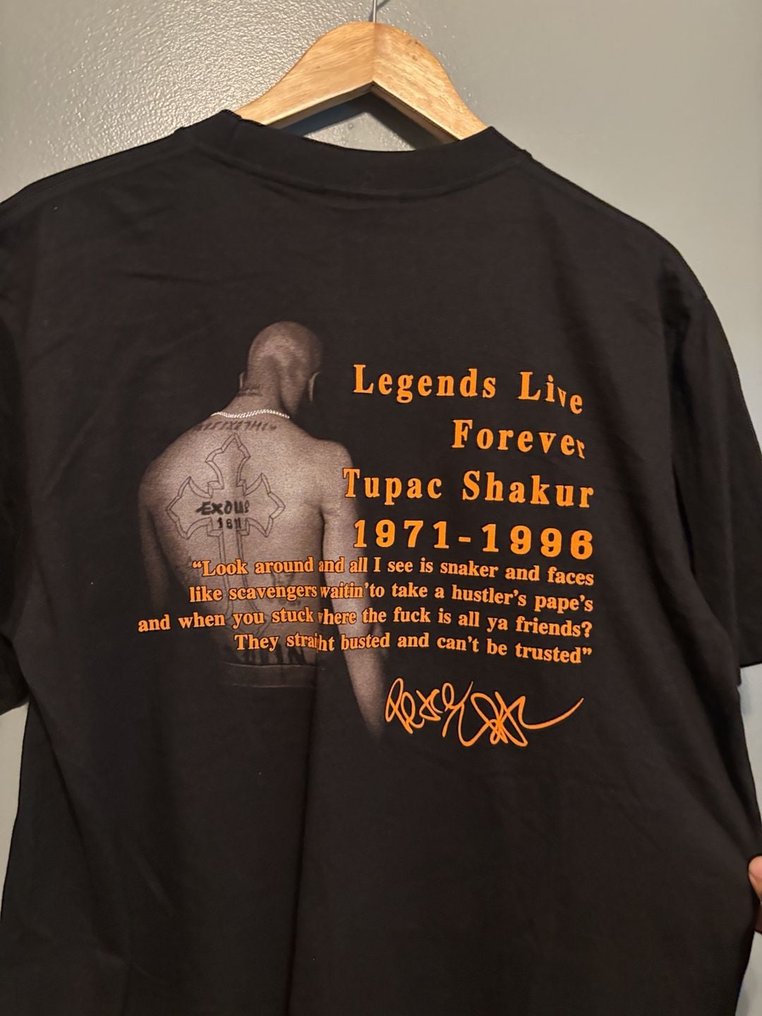Tupac Shakur Legends Live Forever Graphic T-Shirt Black 4