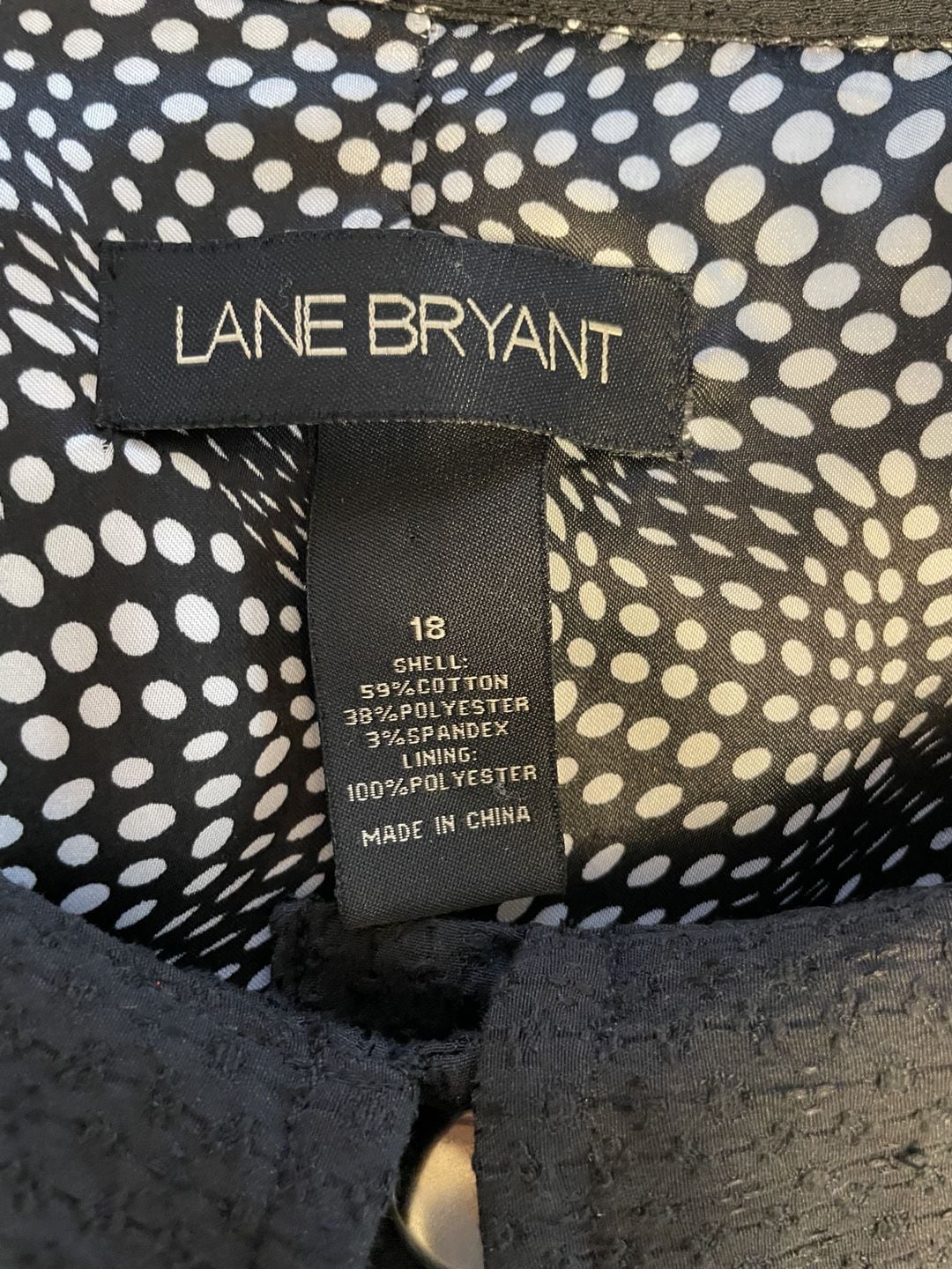 Lane Bryant Belted Jacket Size 18 Black Textured Polka Dot Lining
Pea coat
Fall 4