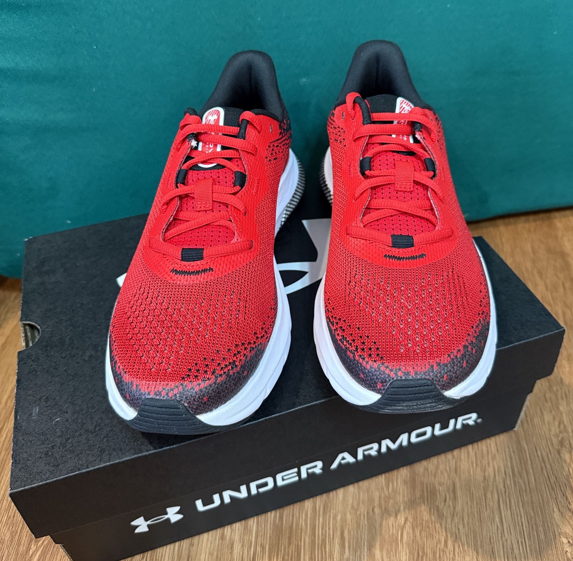Under Armour BGS HOVR Turbulence 2 Size 7Y Red Sneakers 3